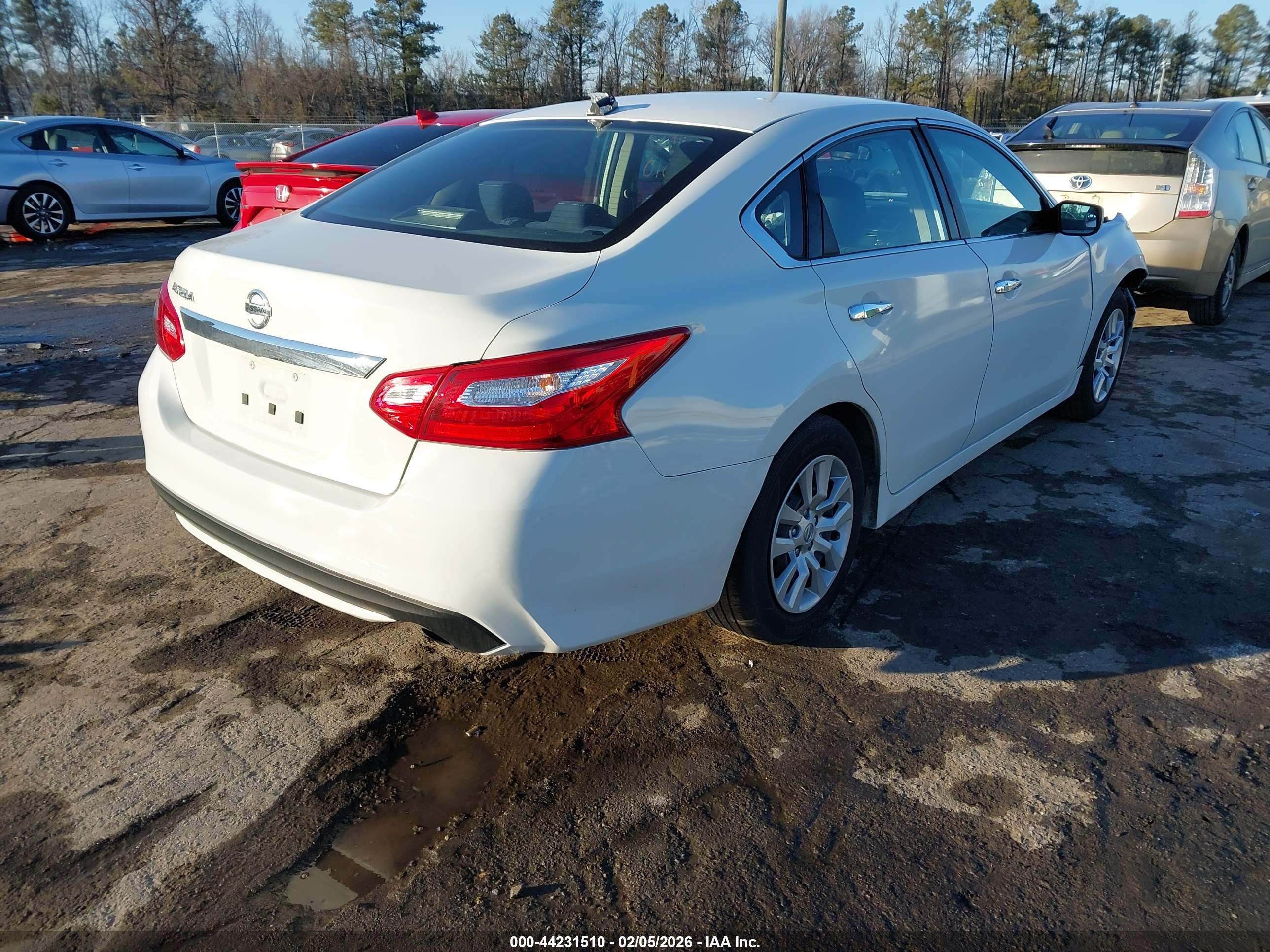 NISSAN ALTIMA image 4