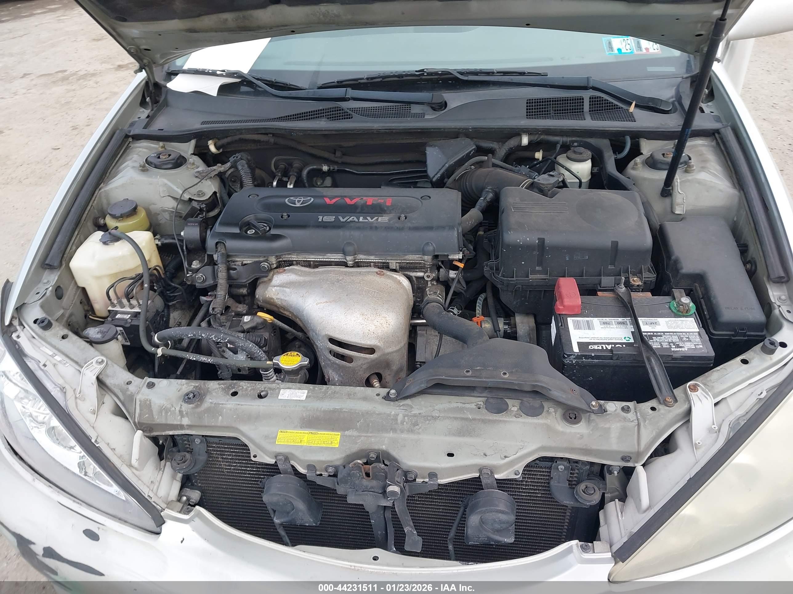 TOYOTA CAMRY image 10