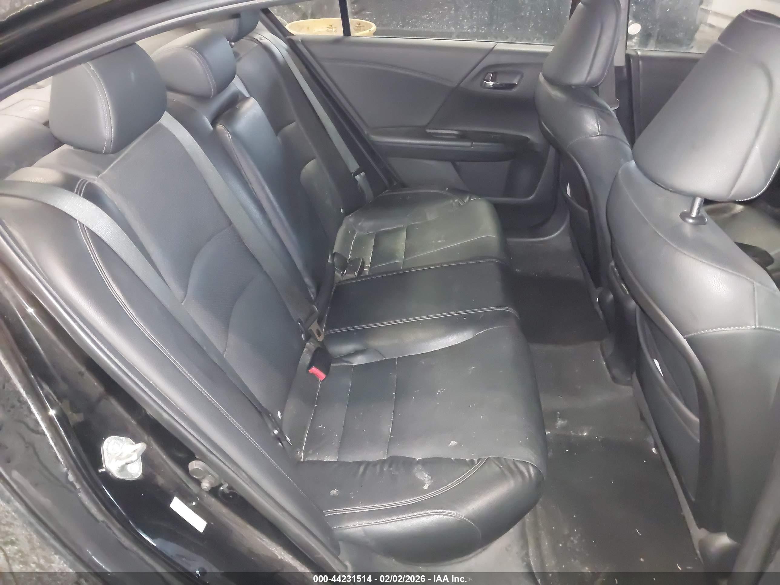 HONDA ACCORD image 8