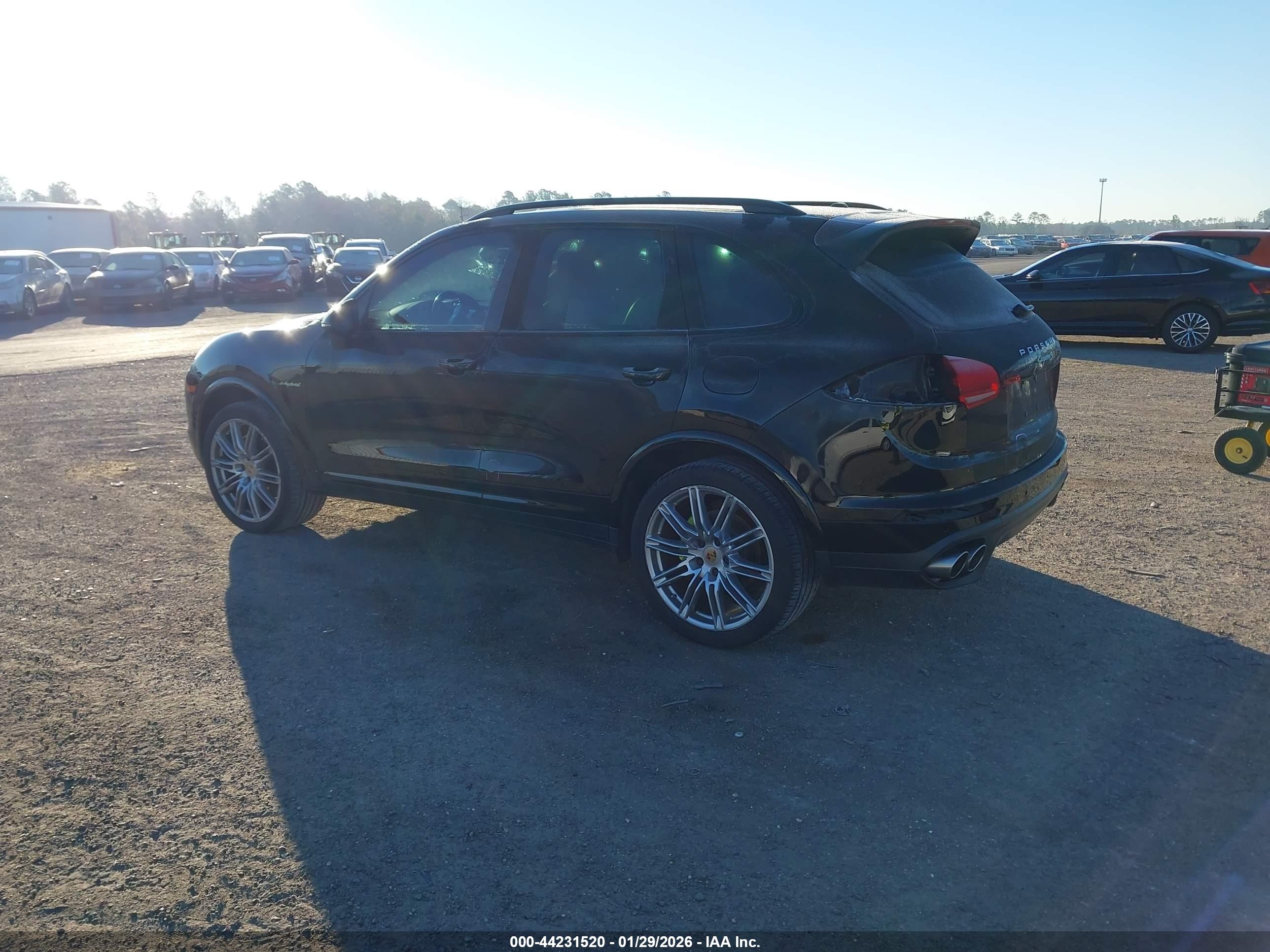 PORSCHE CAYENNE image 3