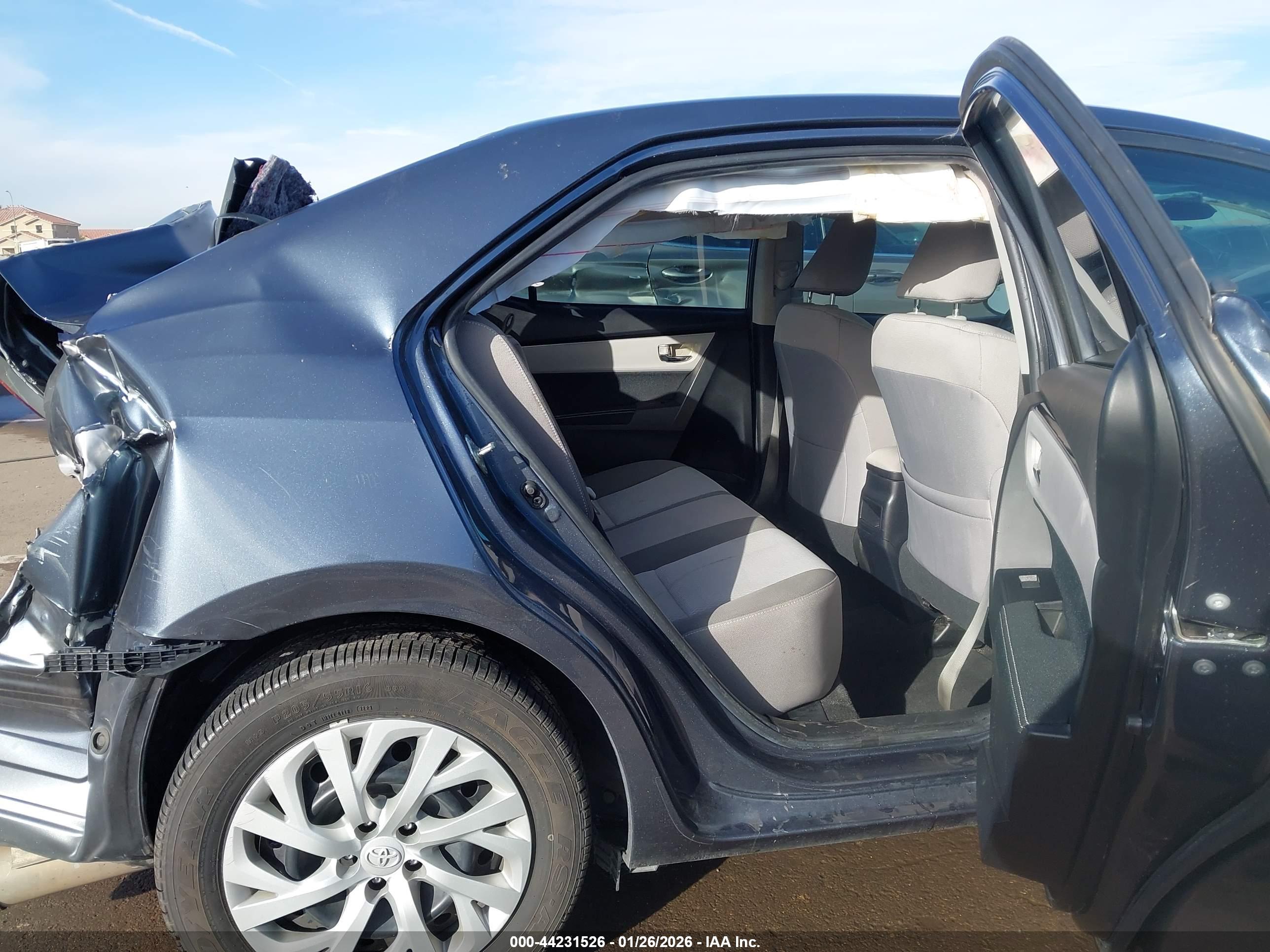 TOYOTA COROLLA image 8