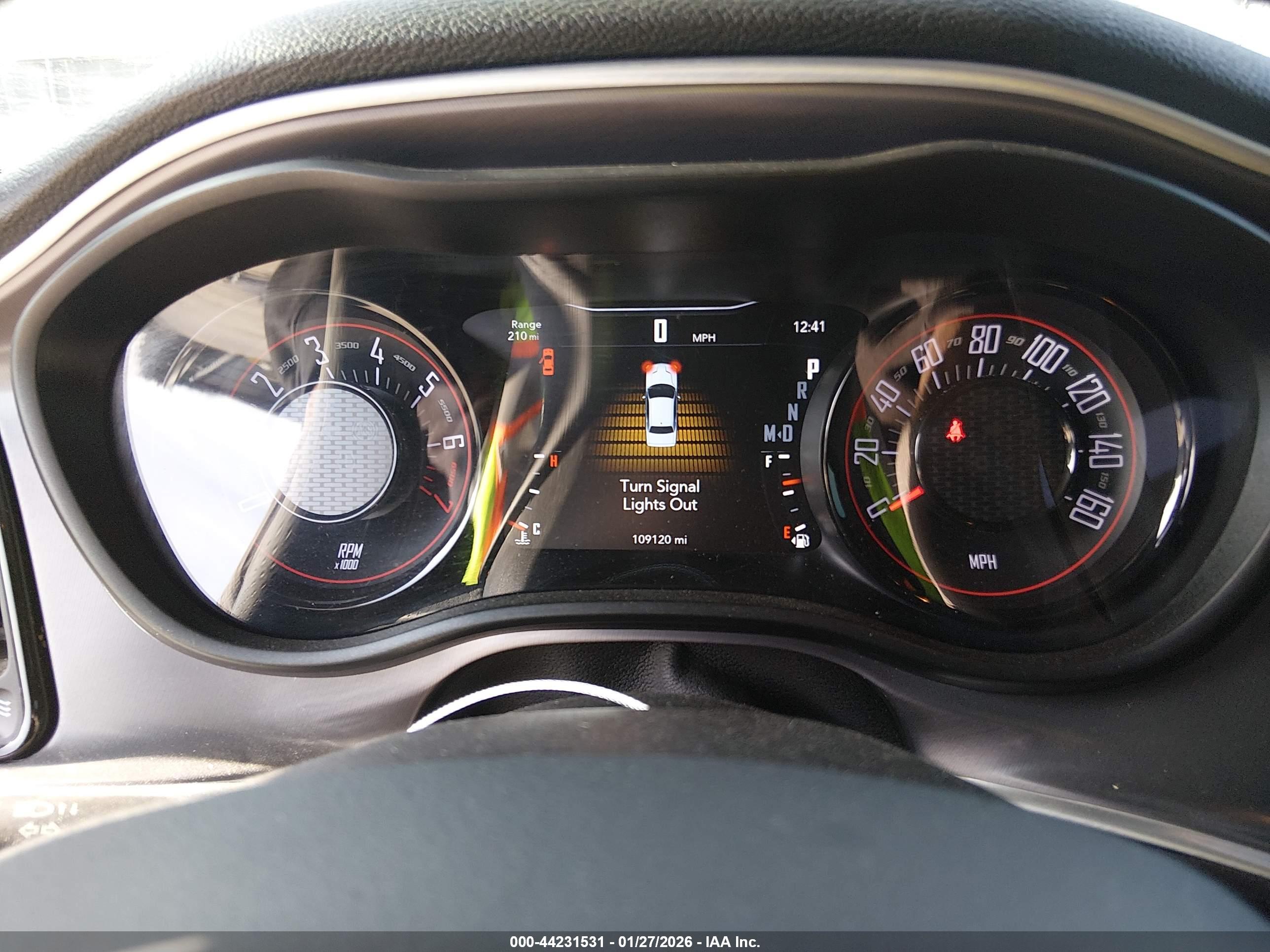 DODGE CHALLENGER image 7