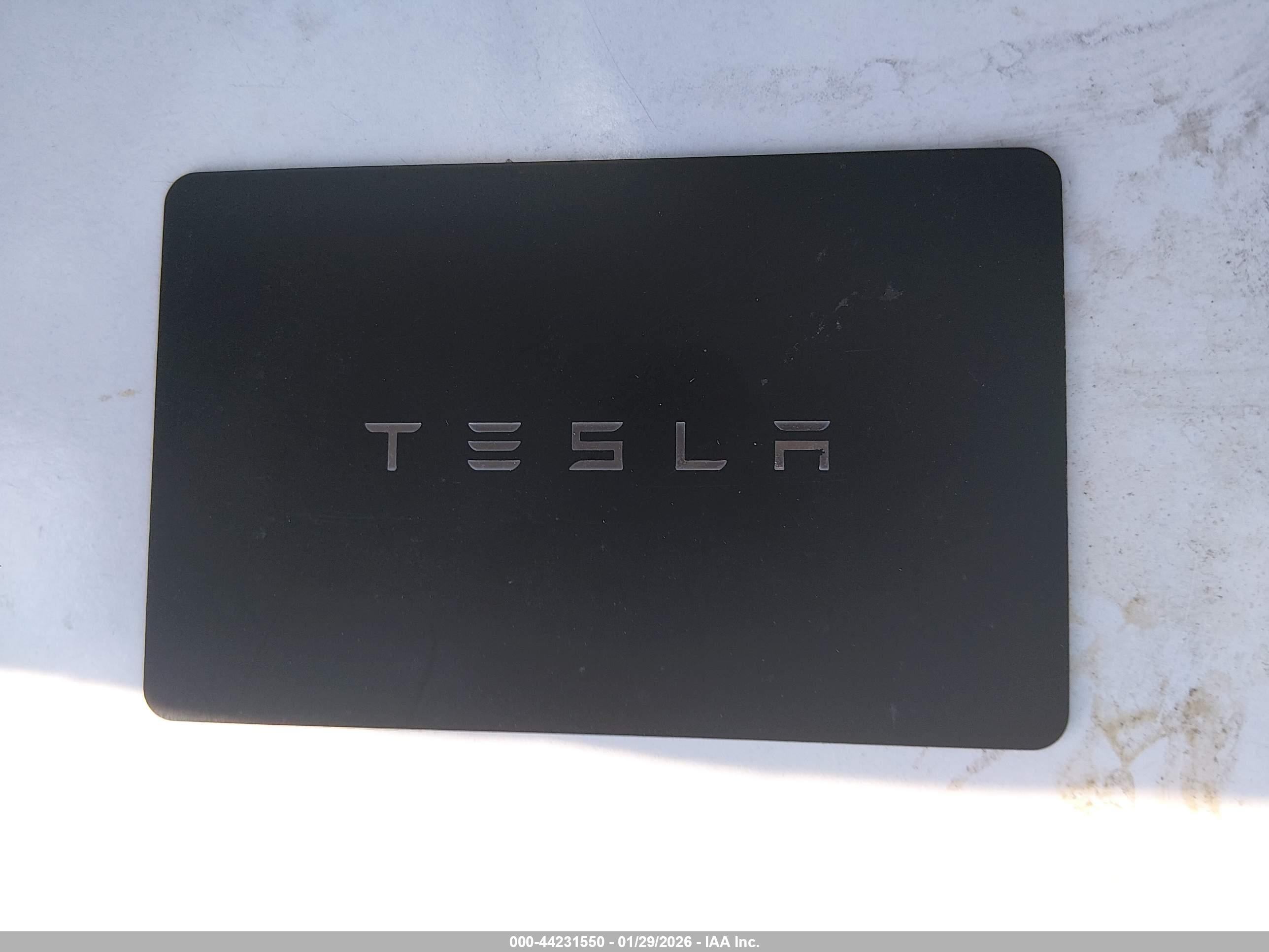 TESLA MODEL image 11