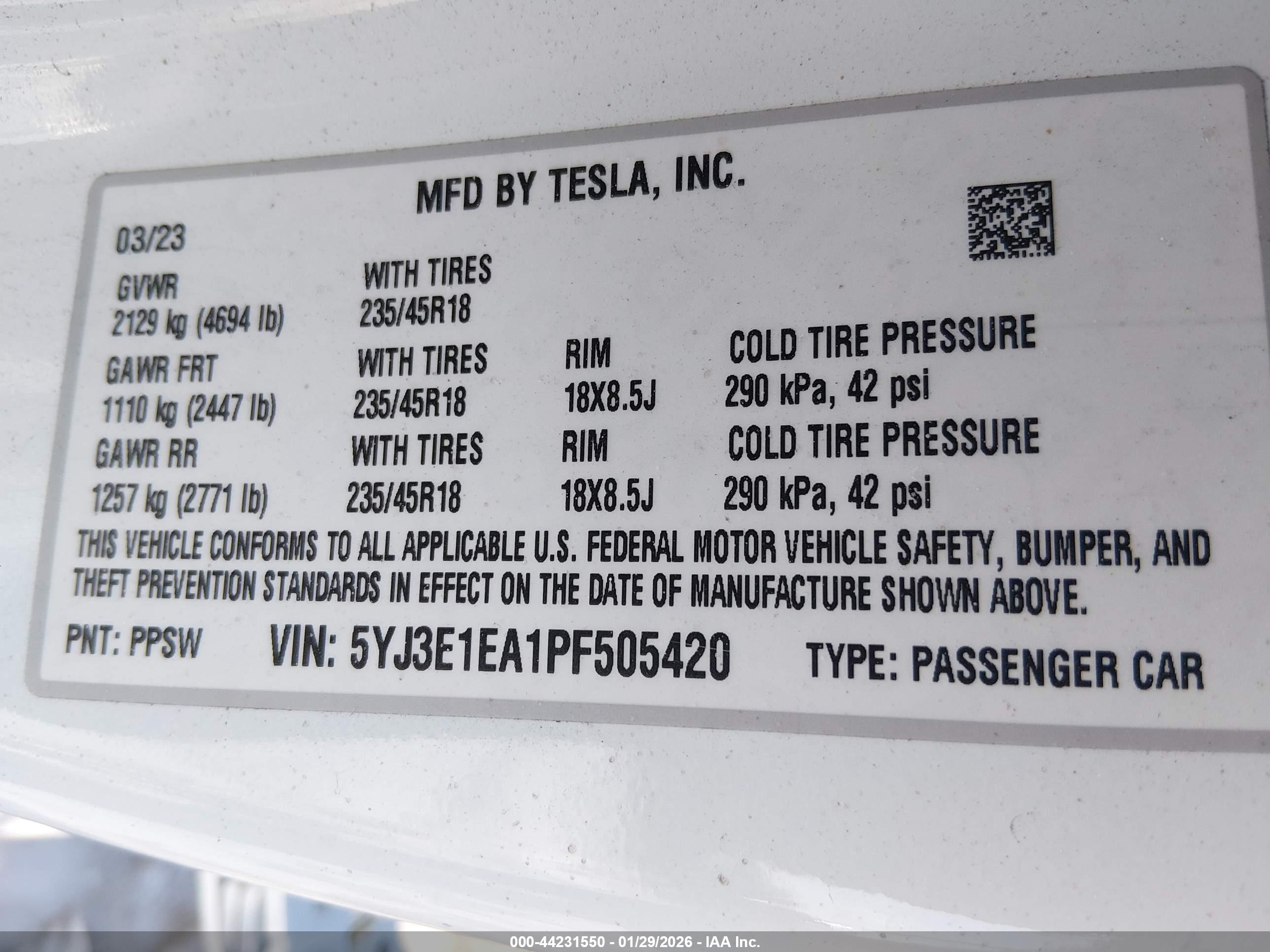 TESLA MODEL image 9