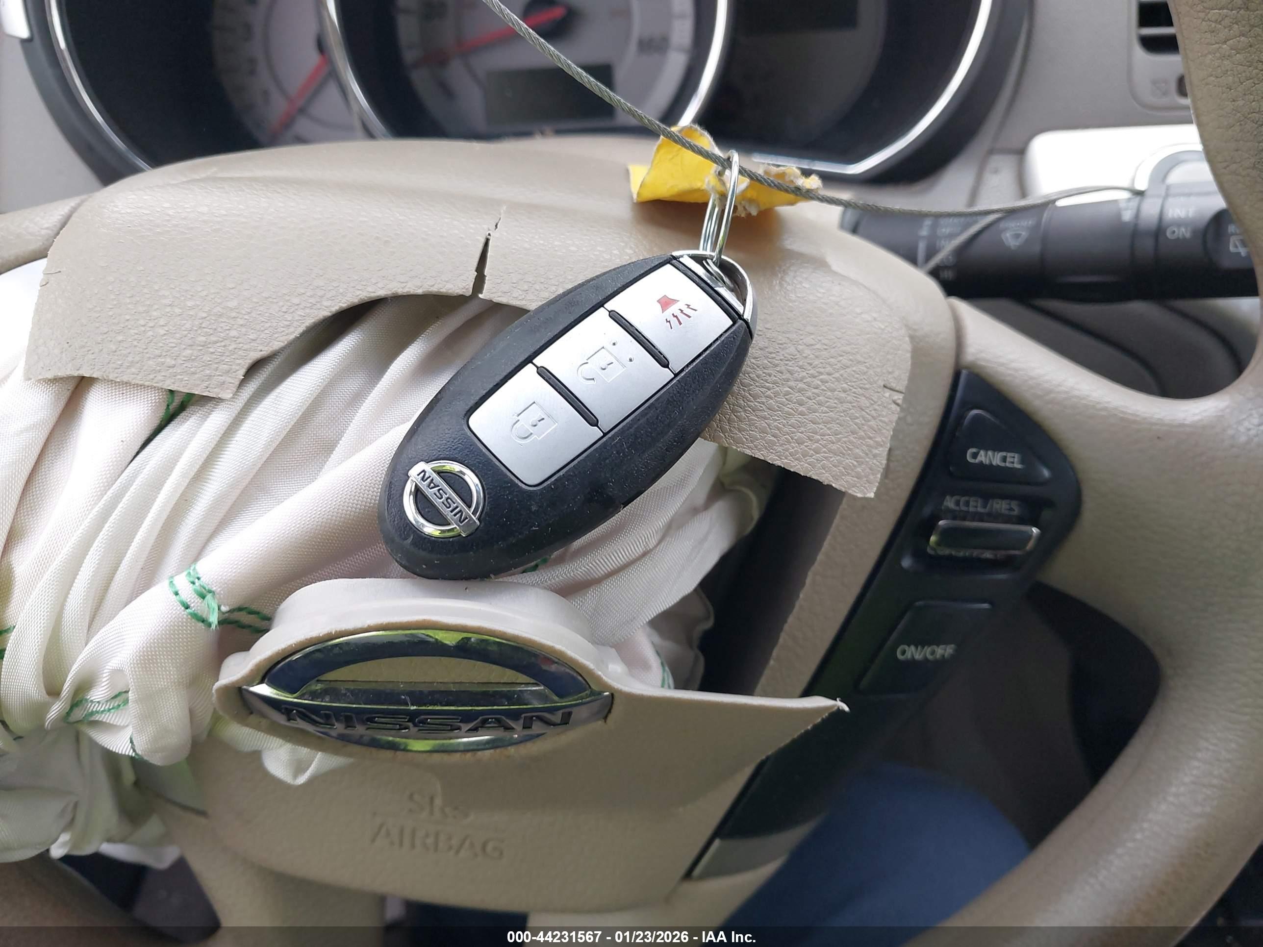 NISSAN MURANO image 11