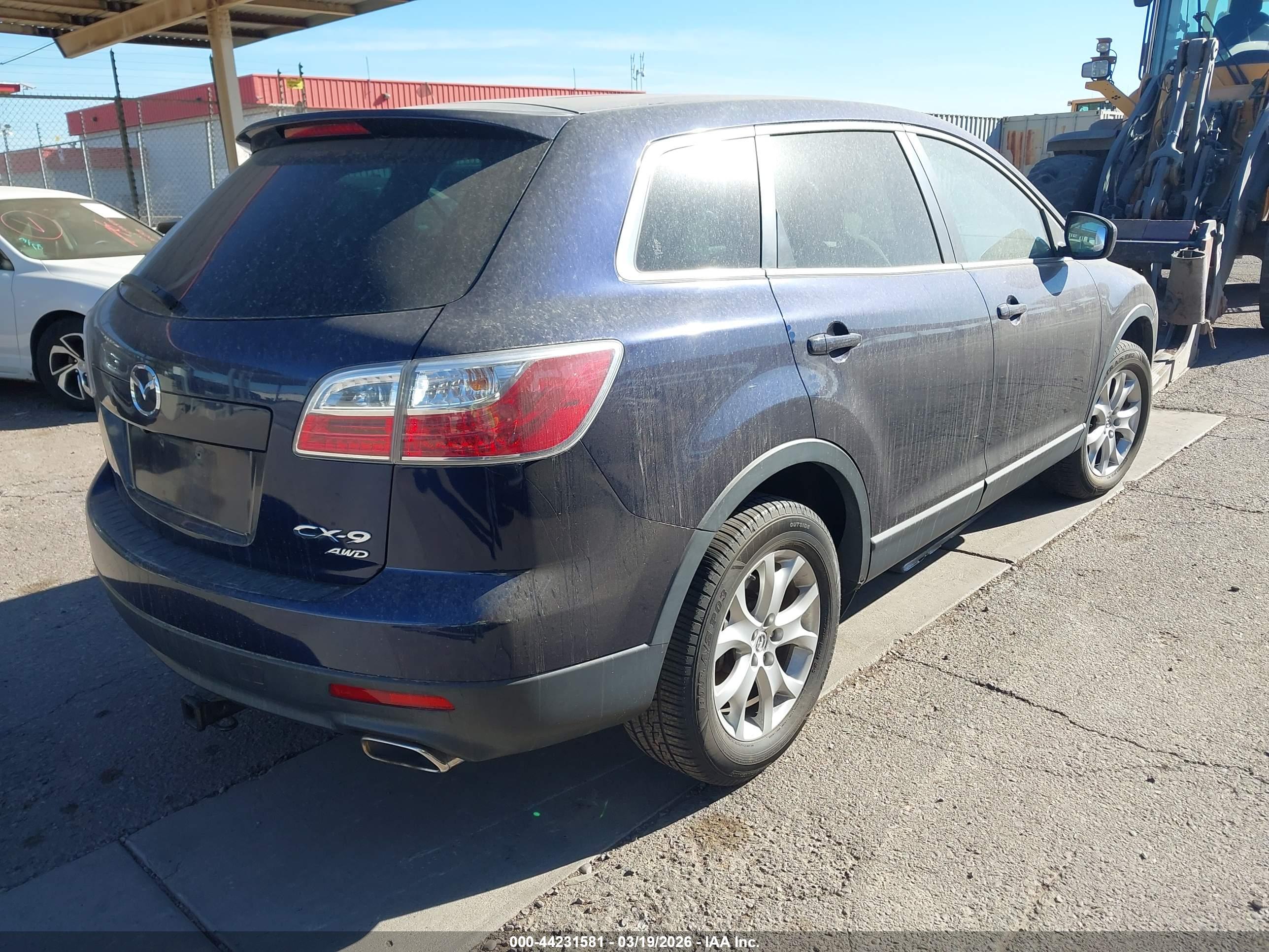 MAZDA CX-9 image 4