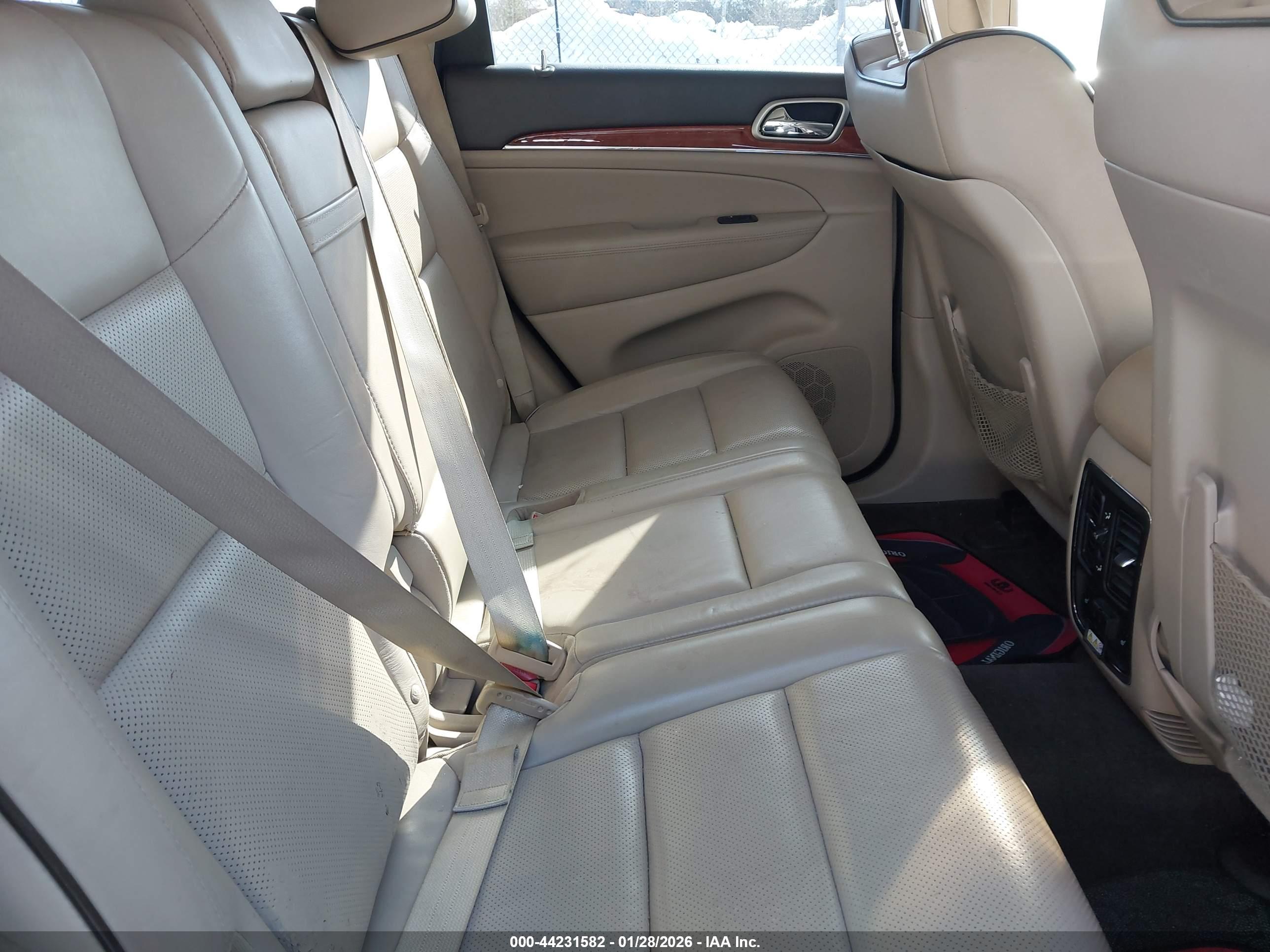 JEEP GRAND image 8