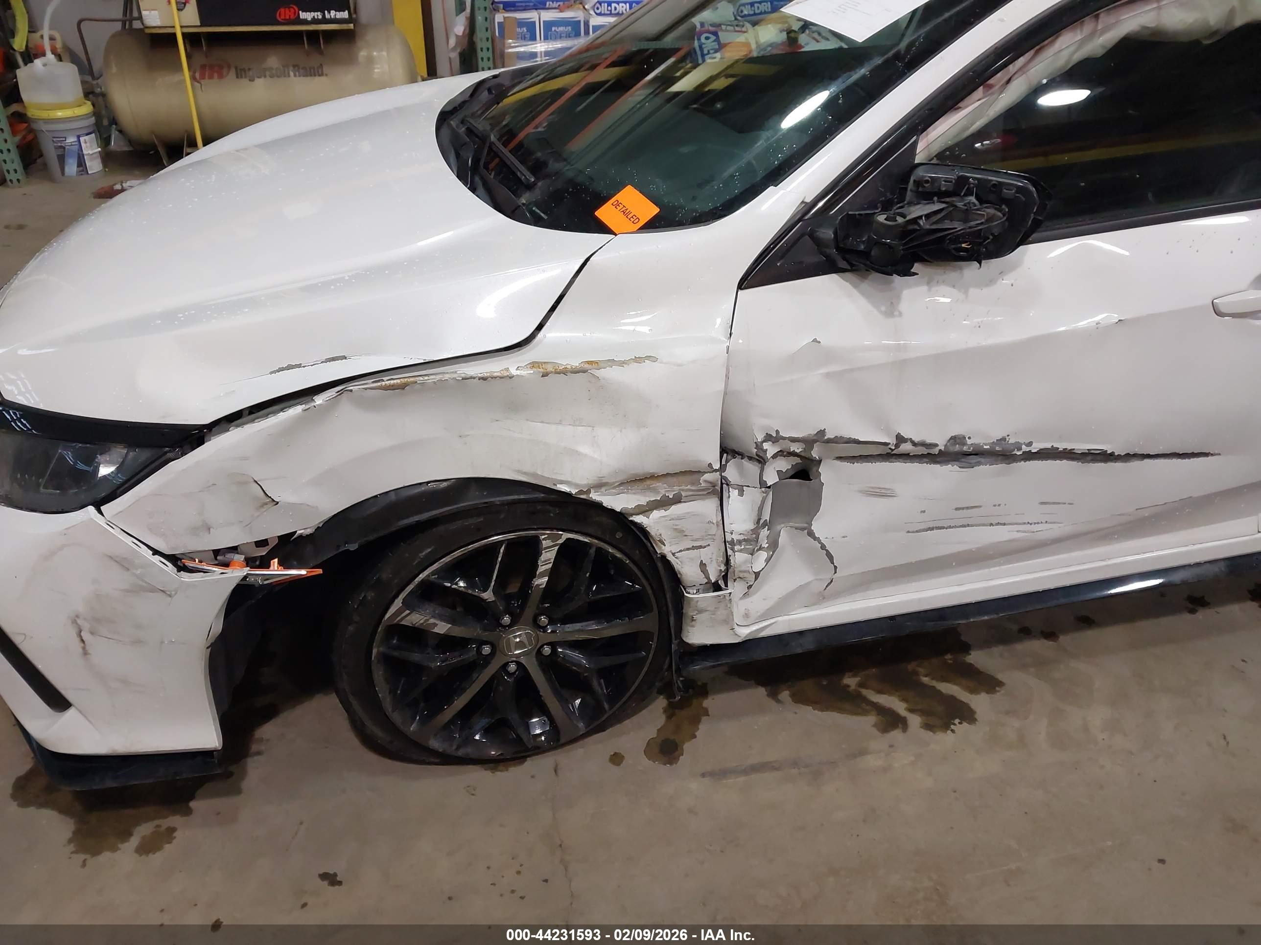 HONDA CIVIC image 6