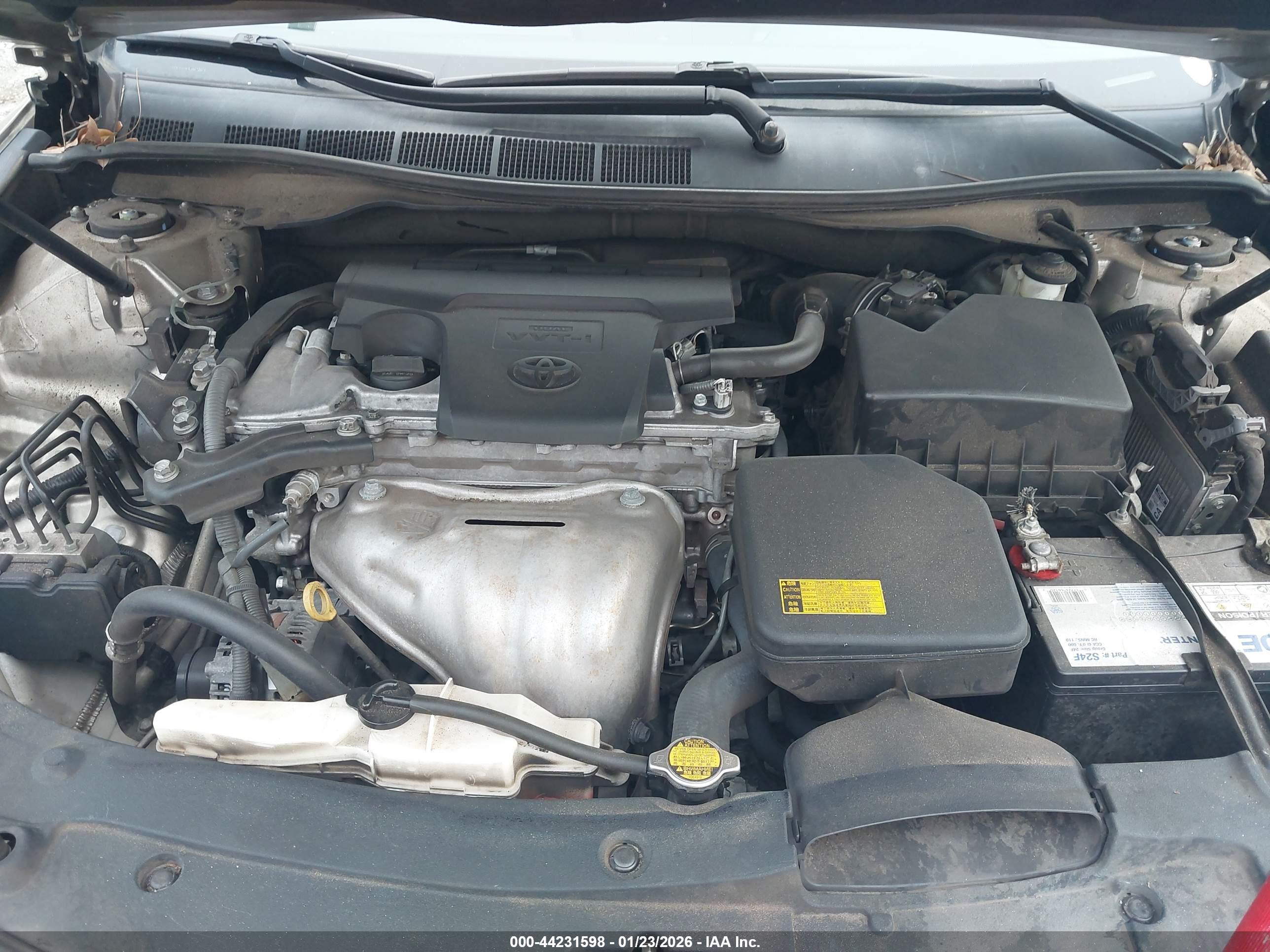 TOYOTA CAMRY image 10