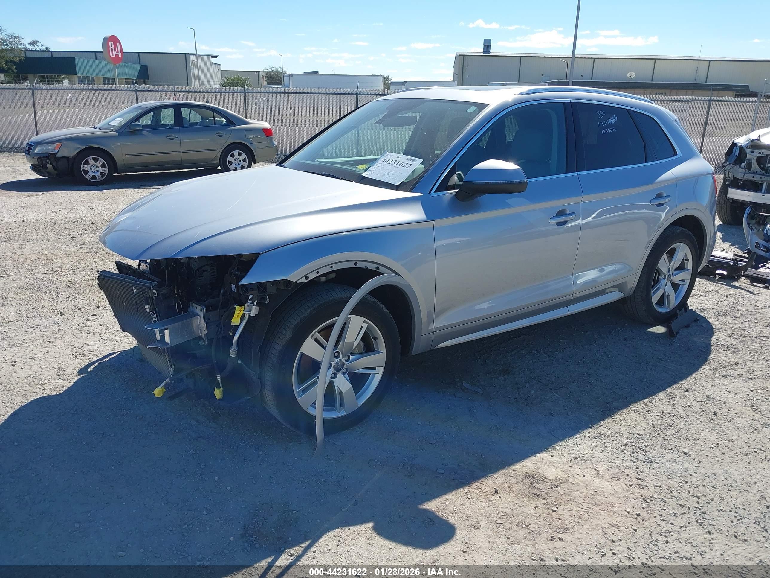AUDI Q5 image 2