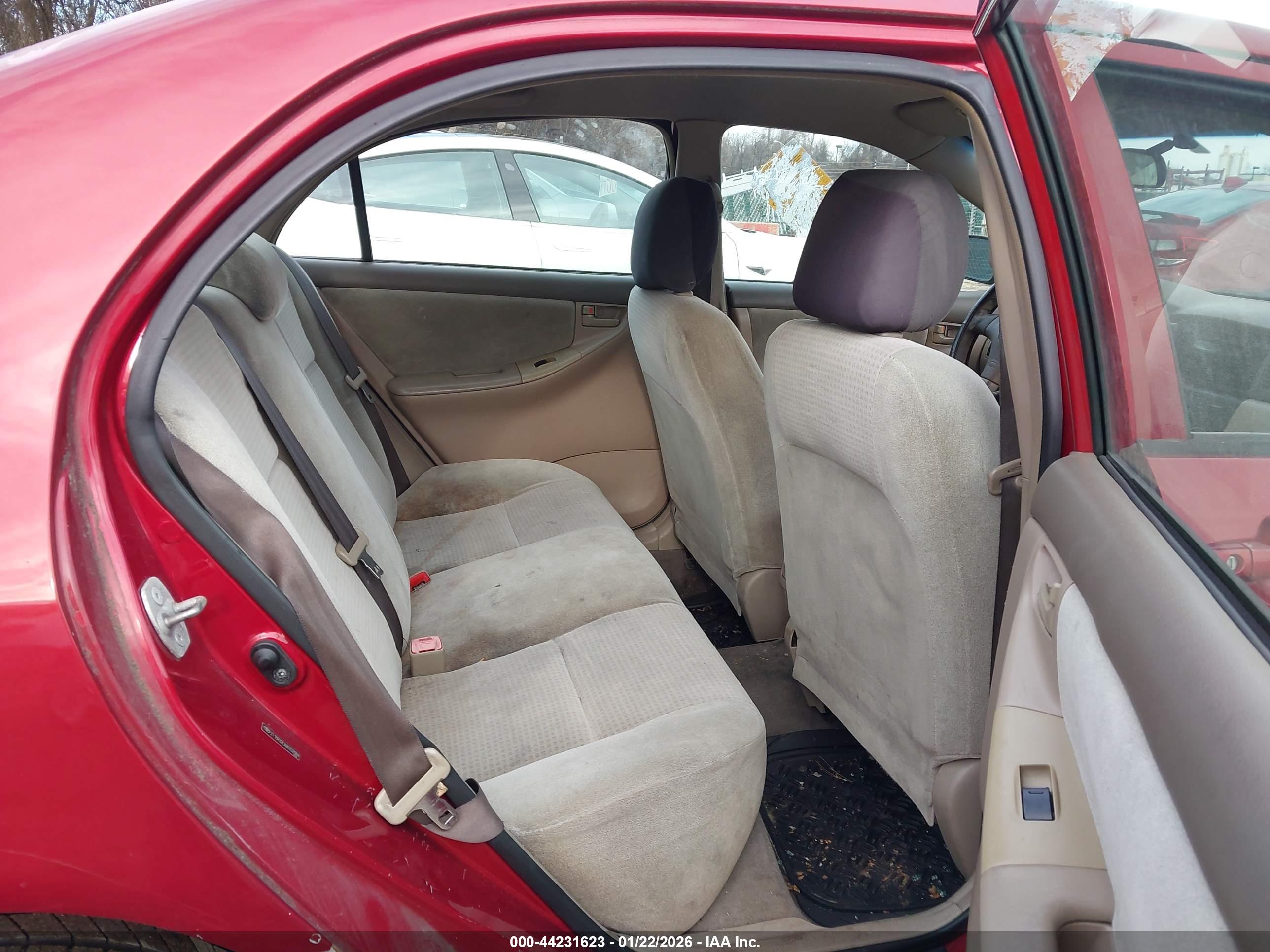 TOYOTA COROLLA image 8