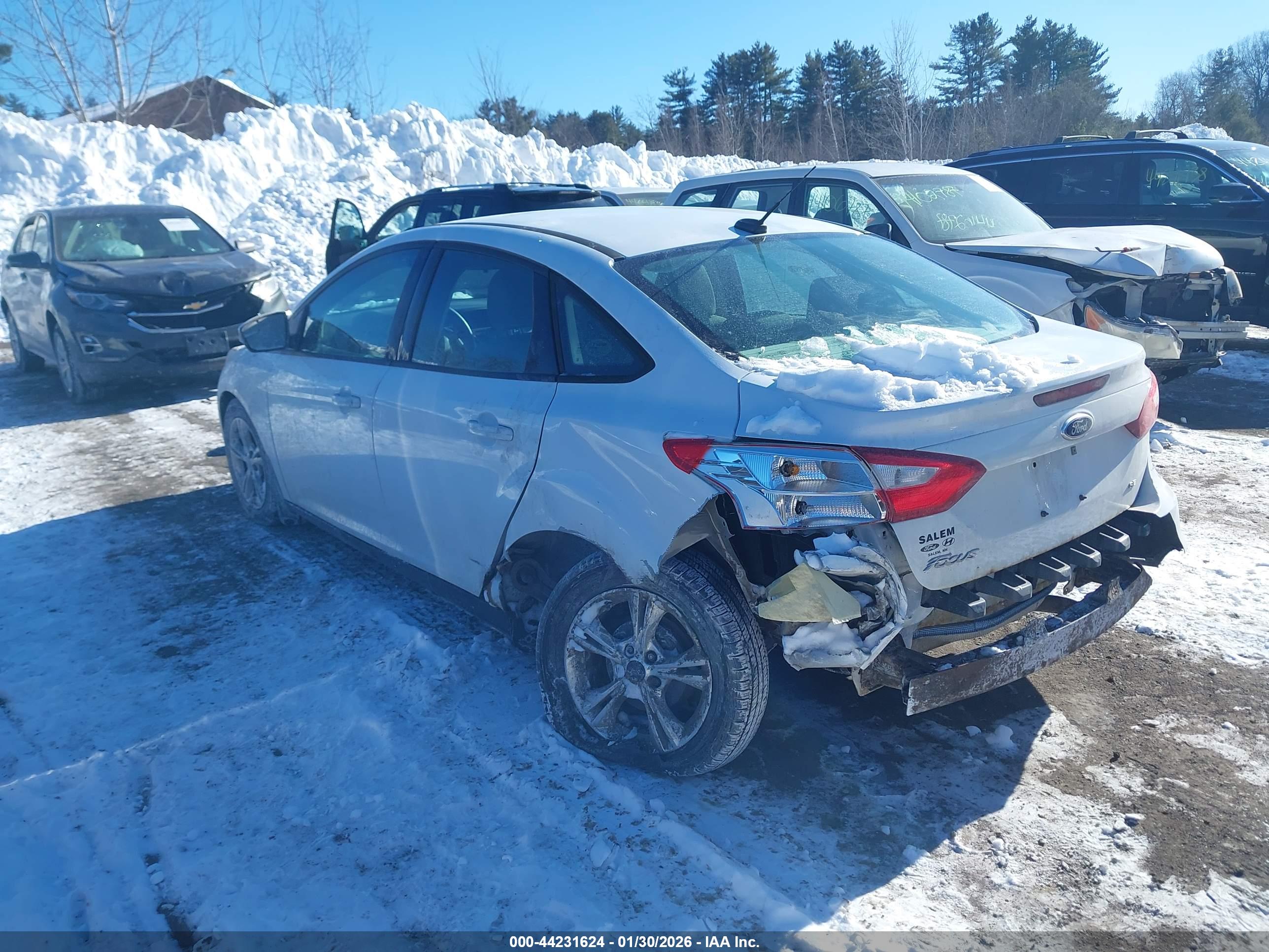 FORD FOCUS image 3