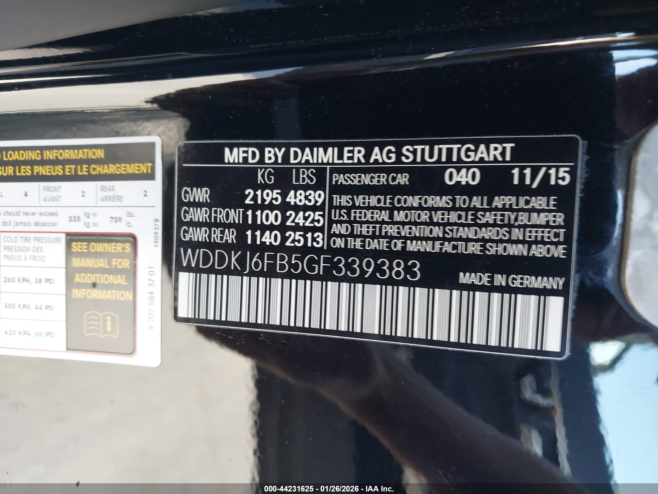 MERCEDES-BENZ E image 9
