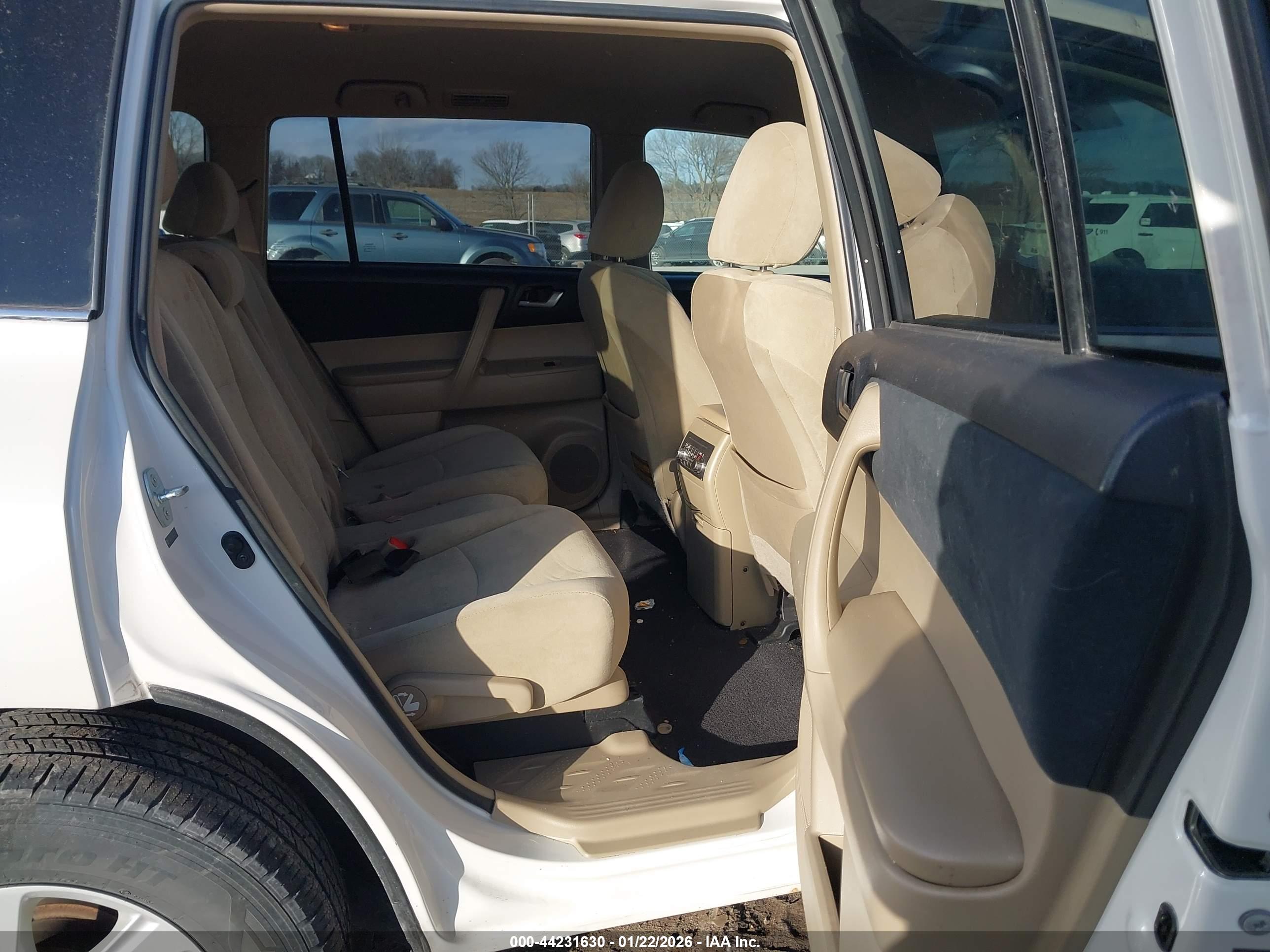 TOYOTA HIGHLANDER image 8