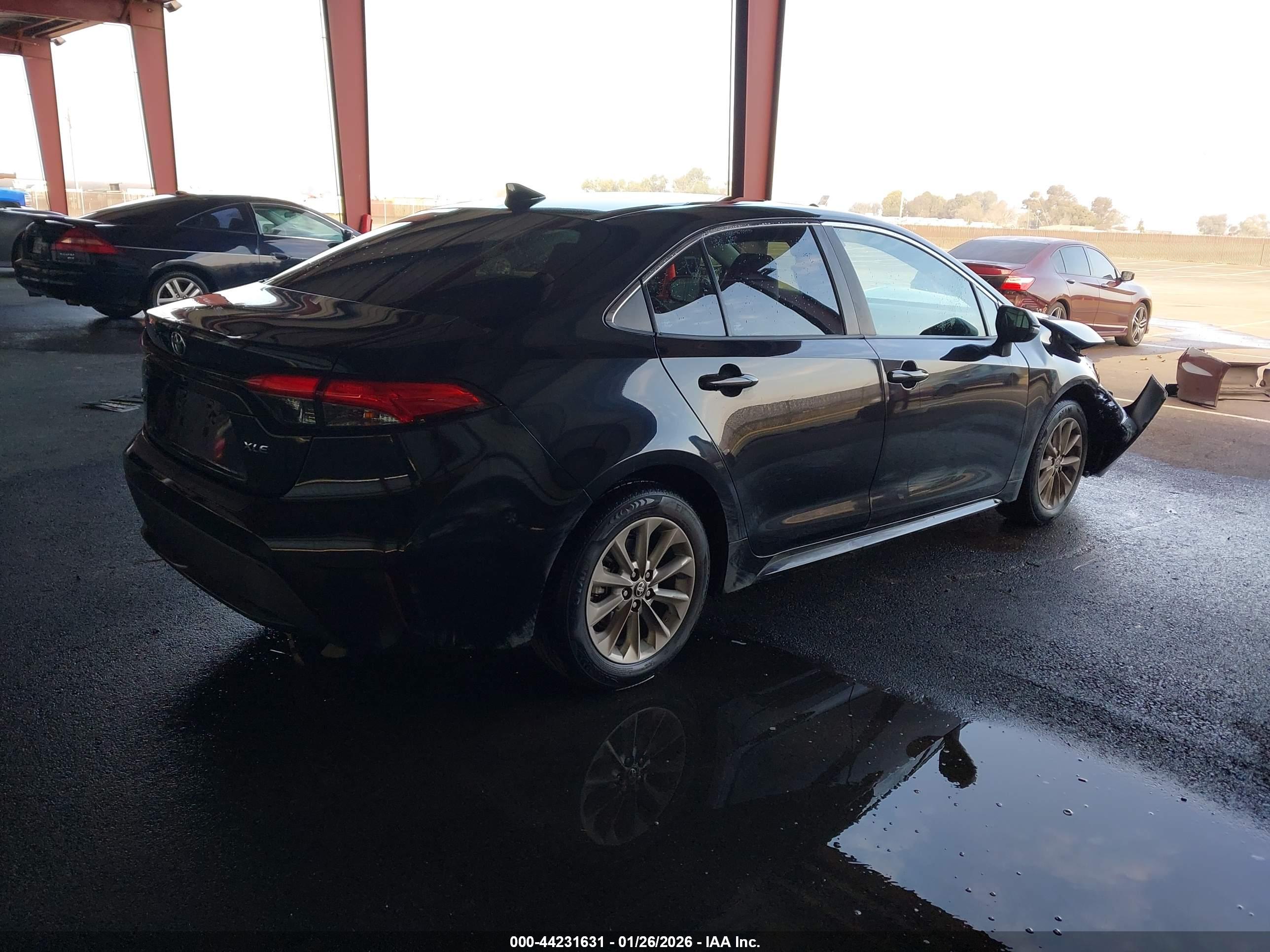 TOYOTA COROLLA image 4