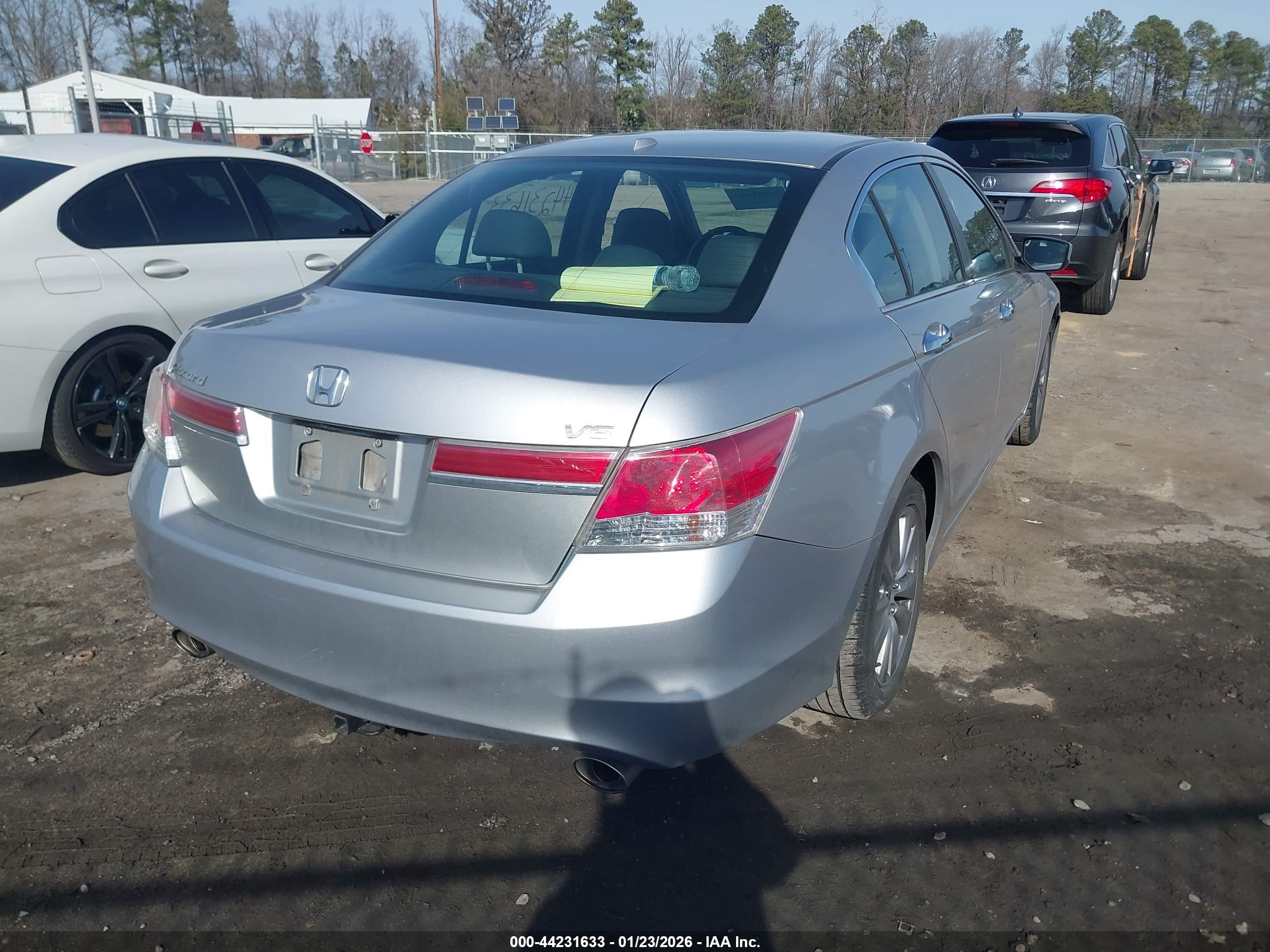 HONDA ACCORD image 4