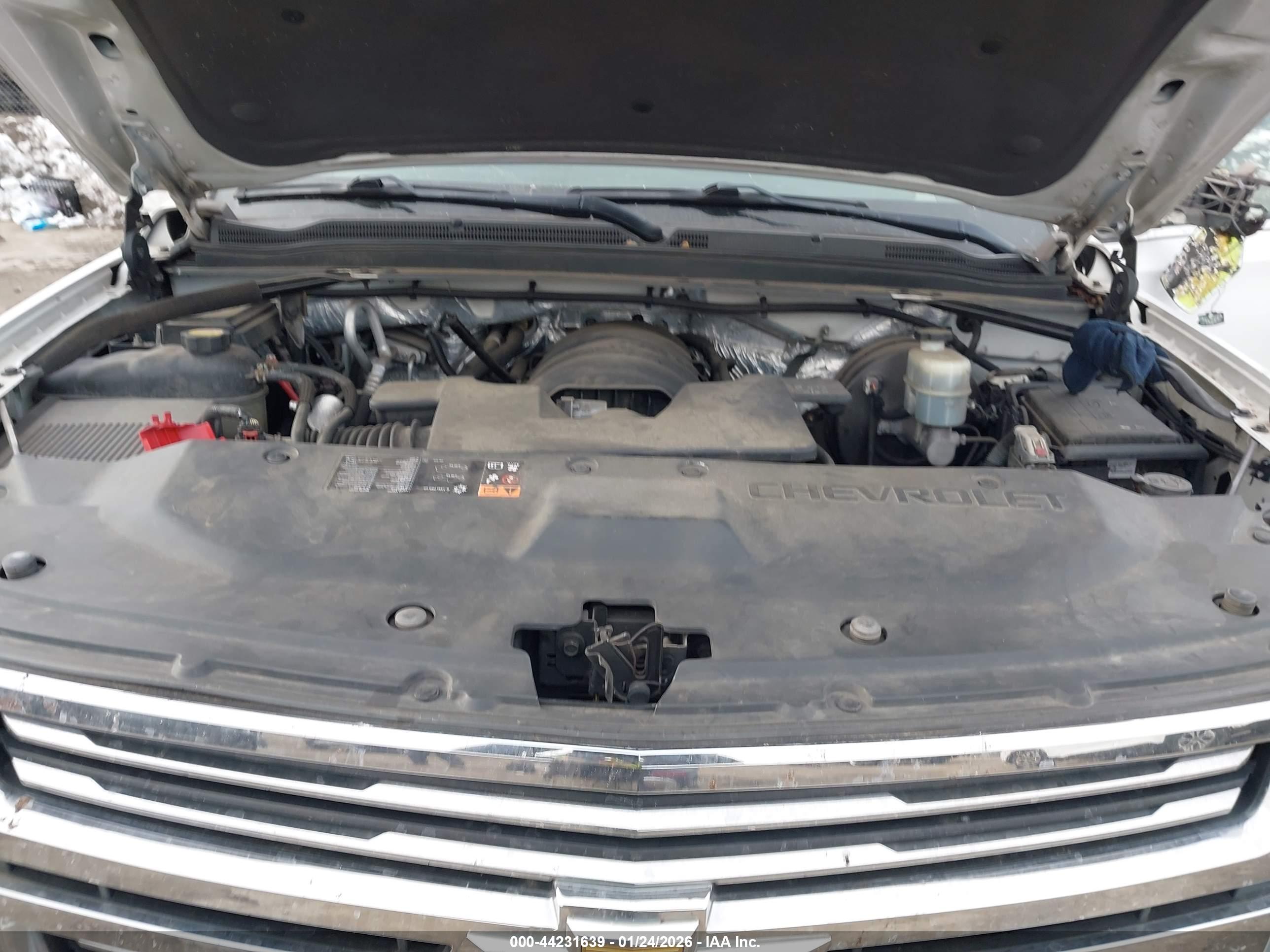 CHEVROLET TAHOE image 10