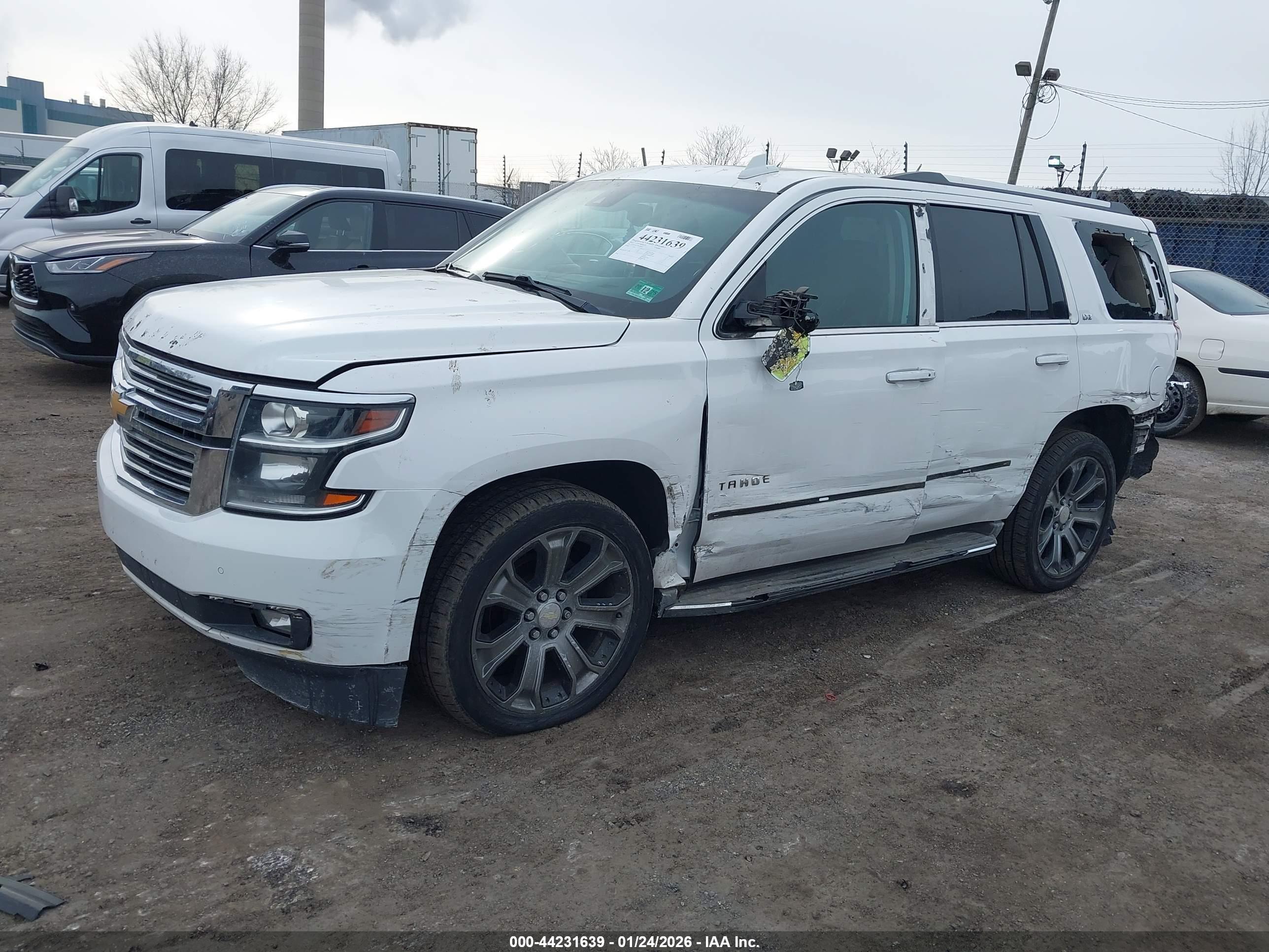 CHEVROLET TAHOE image 2