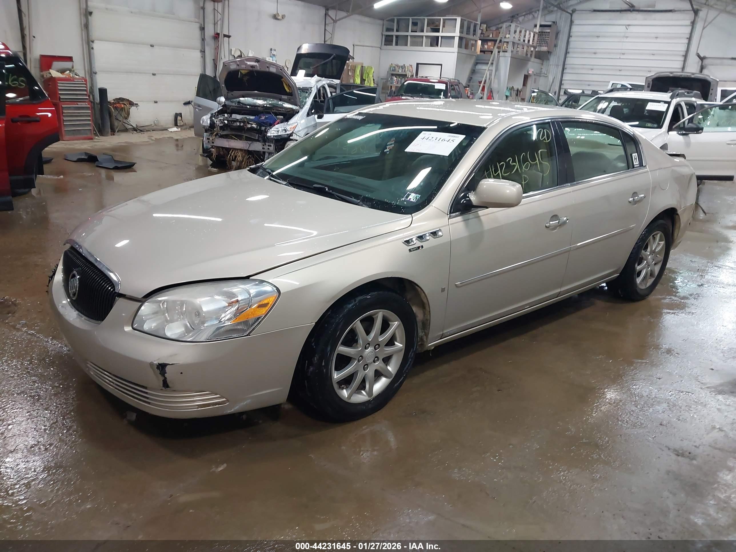 BUICK LUCERNE image 2