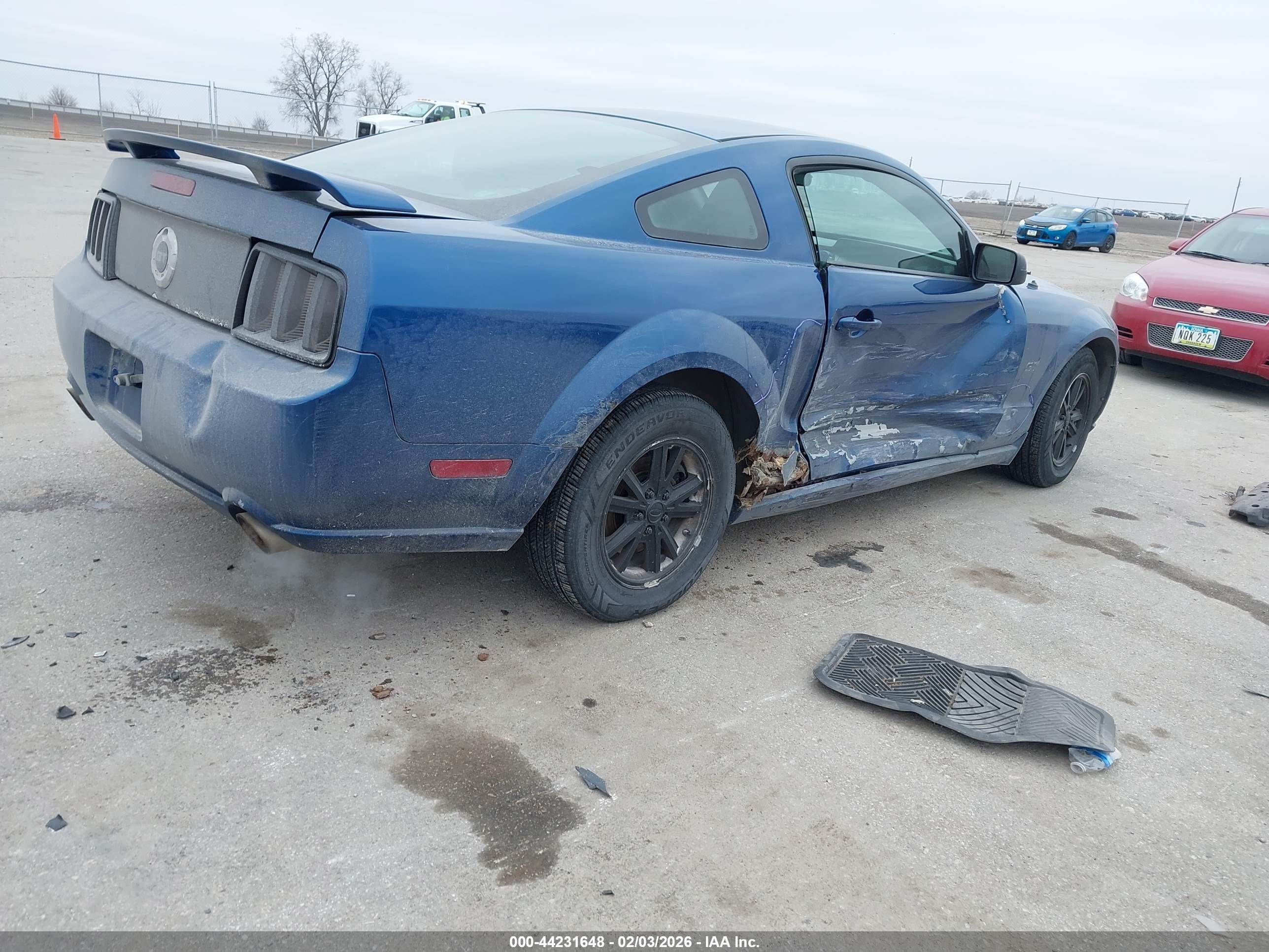 FORD MUSTANG image 4