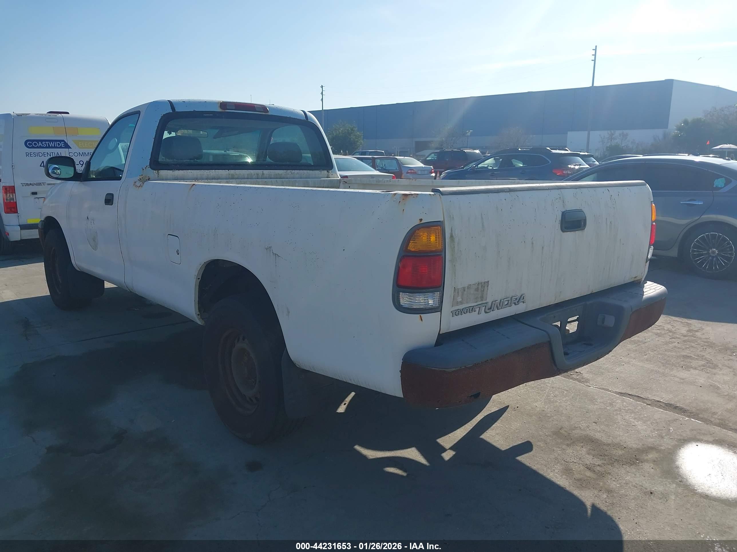 TOYOTA TUNDRA image 3