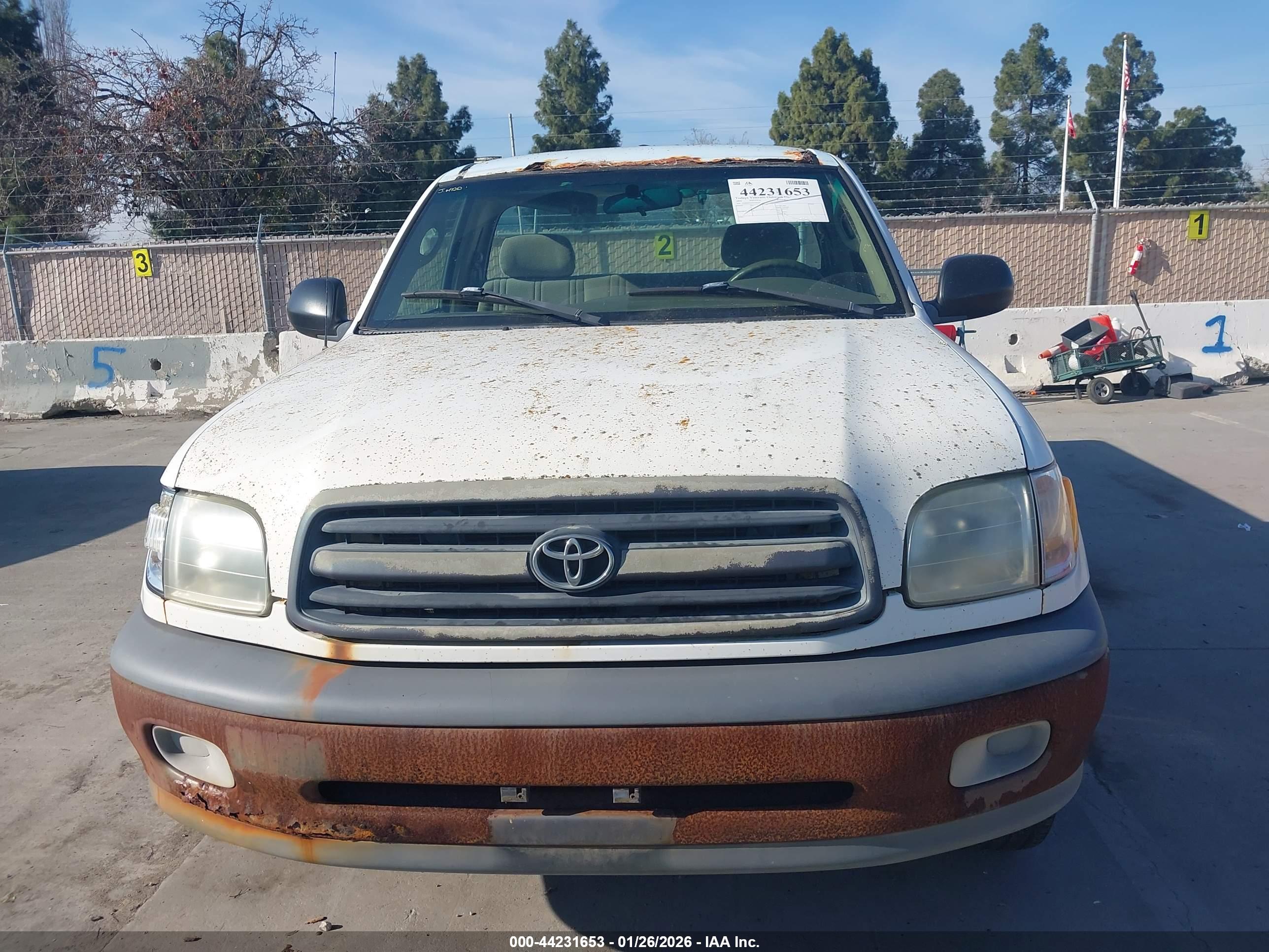 TOYOTA TUNDRA image 6