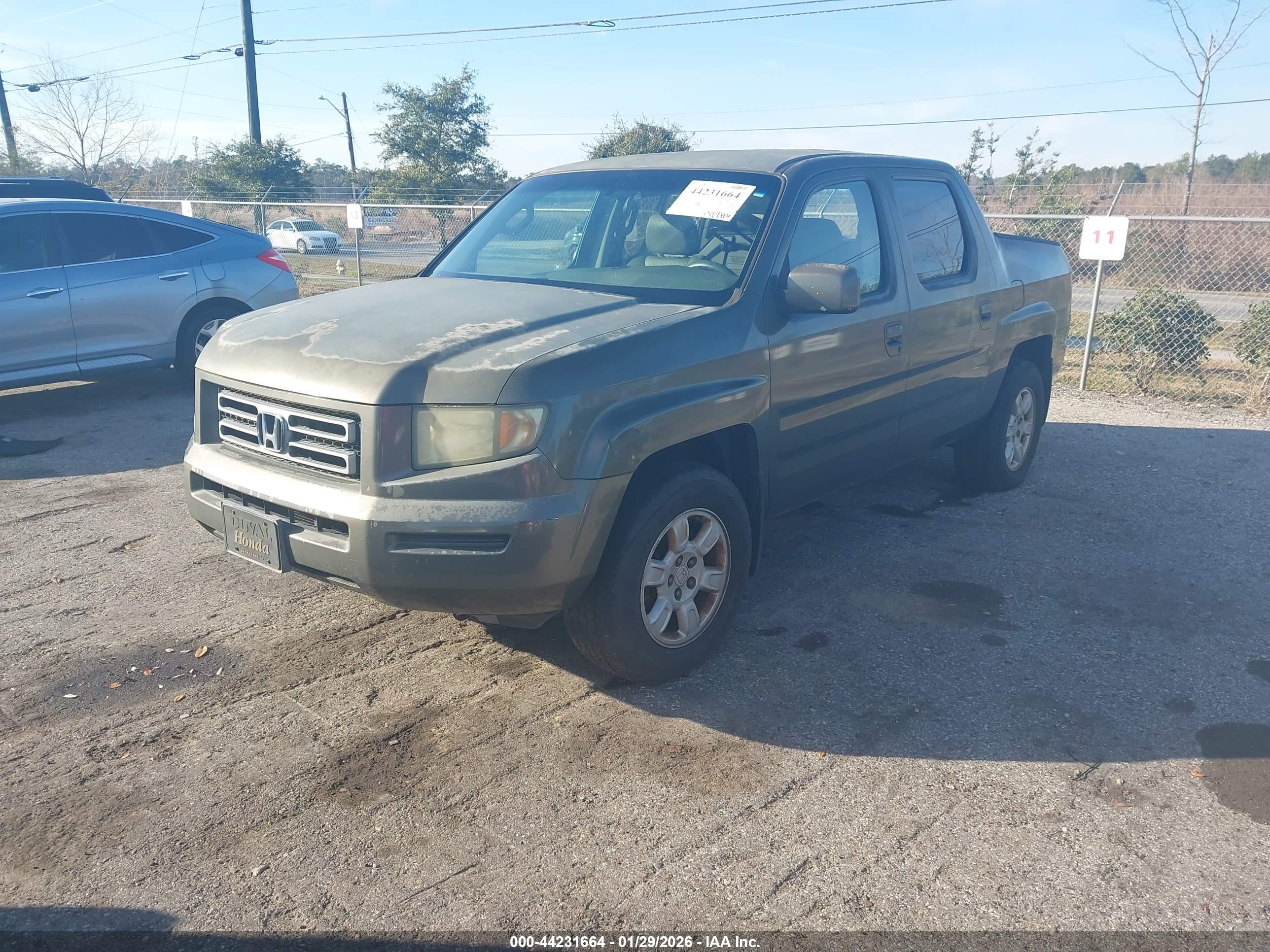 HONDA RIDGELINE image 2