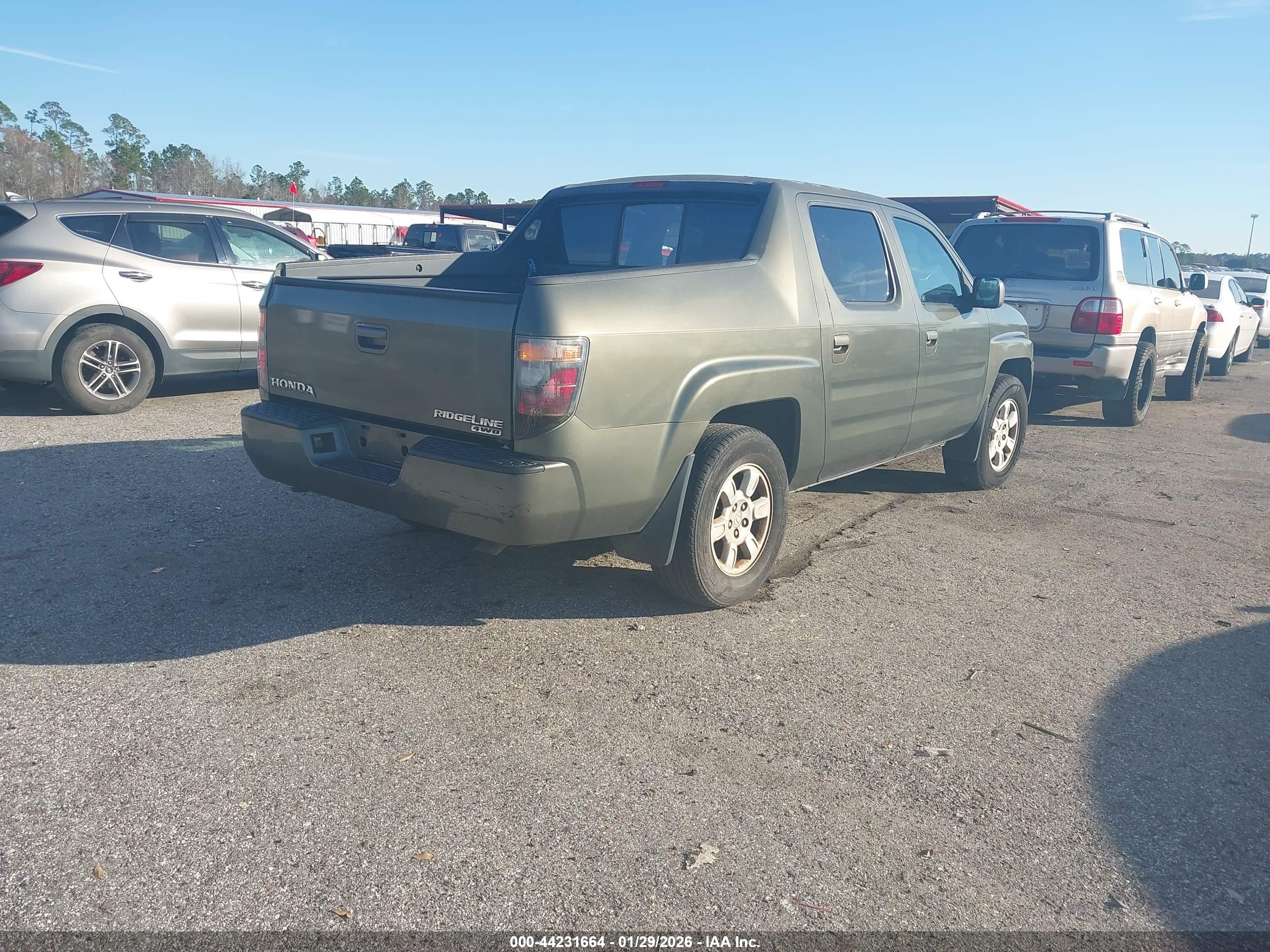 HONDA RIDGELINE image 4