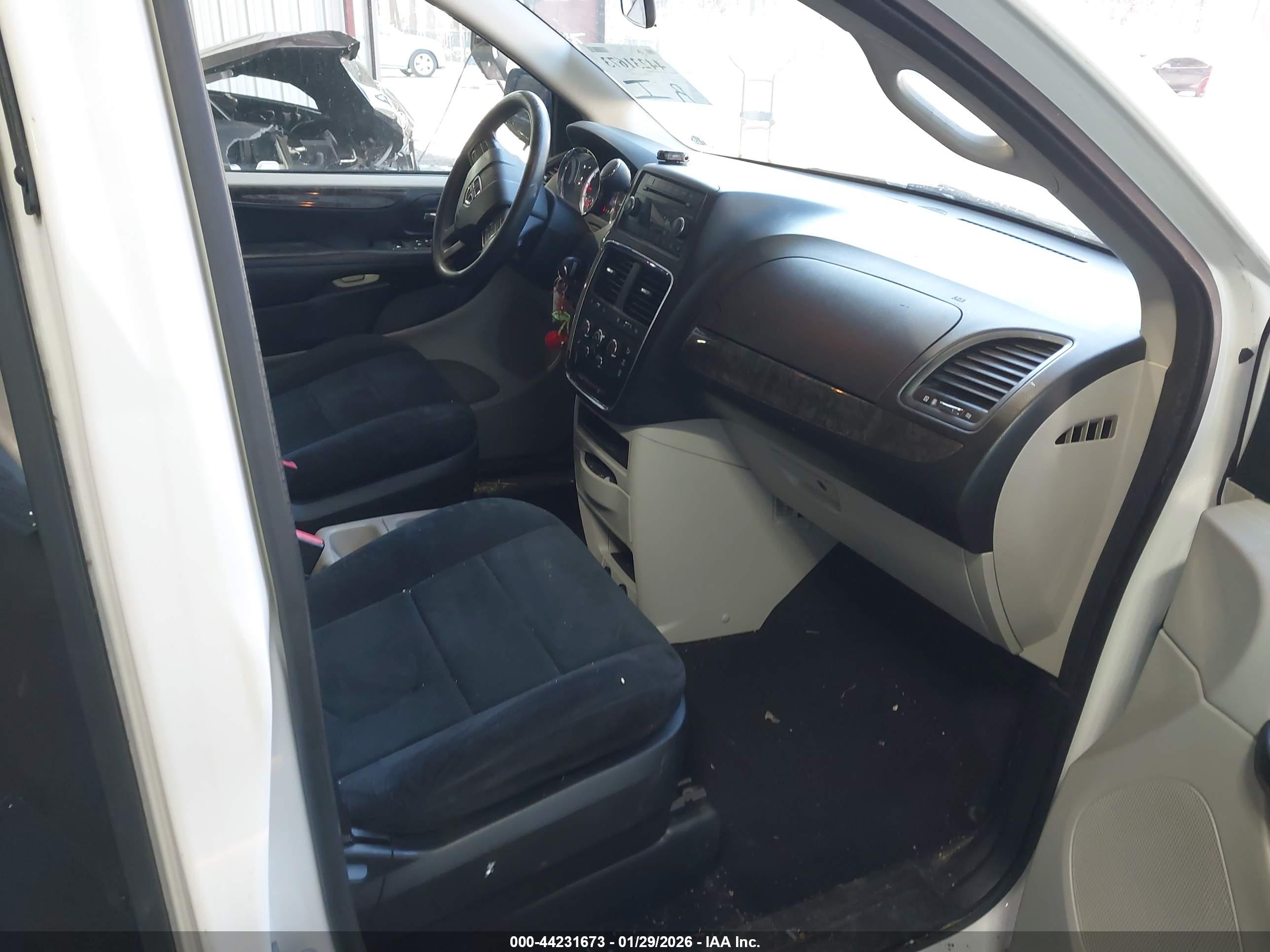 DODGE GRAND image 5