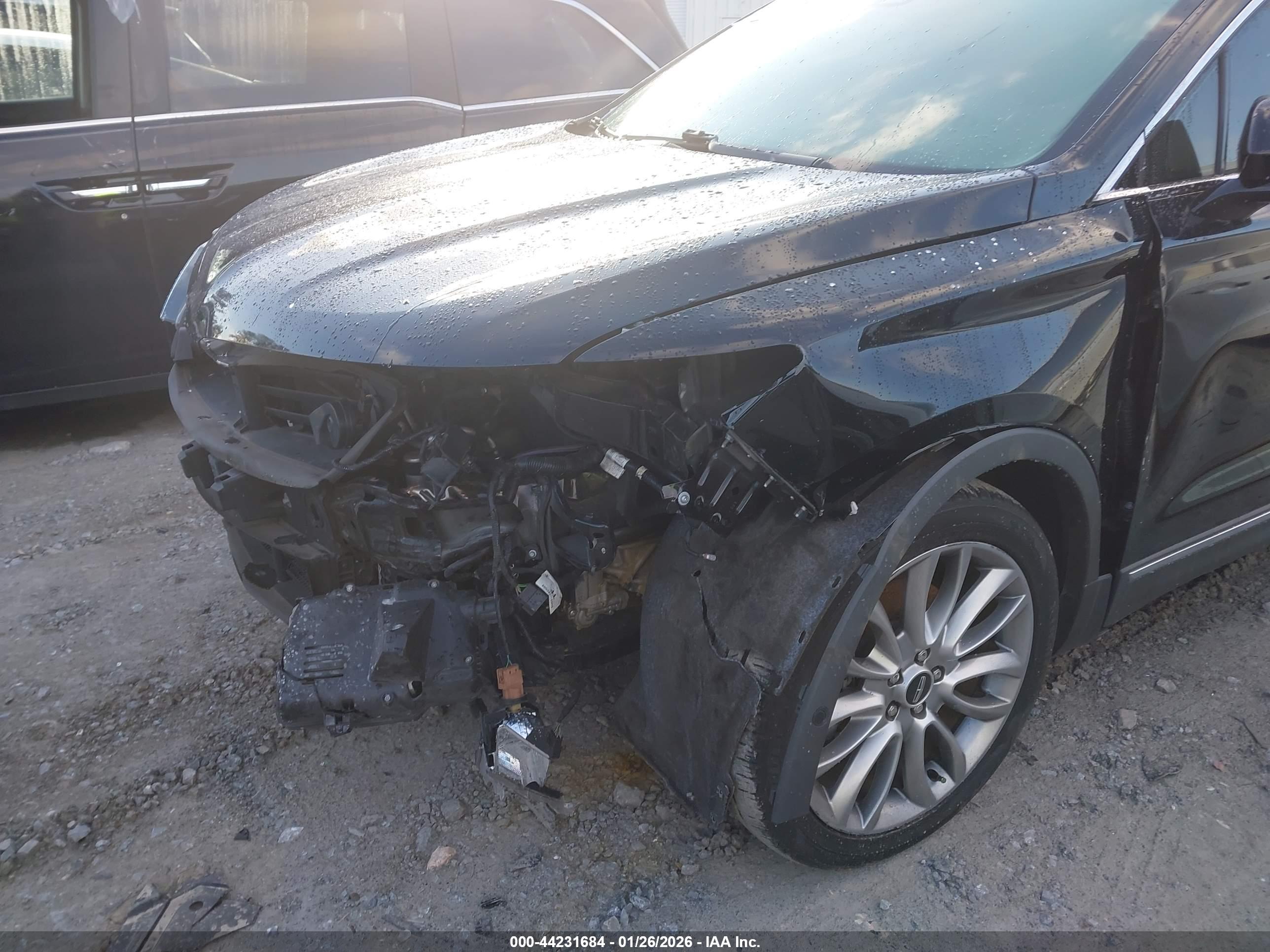 LINCOLN MKC image 6