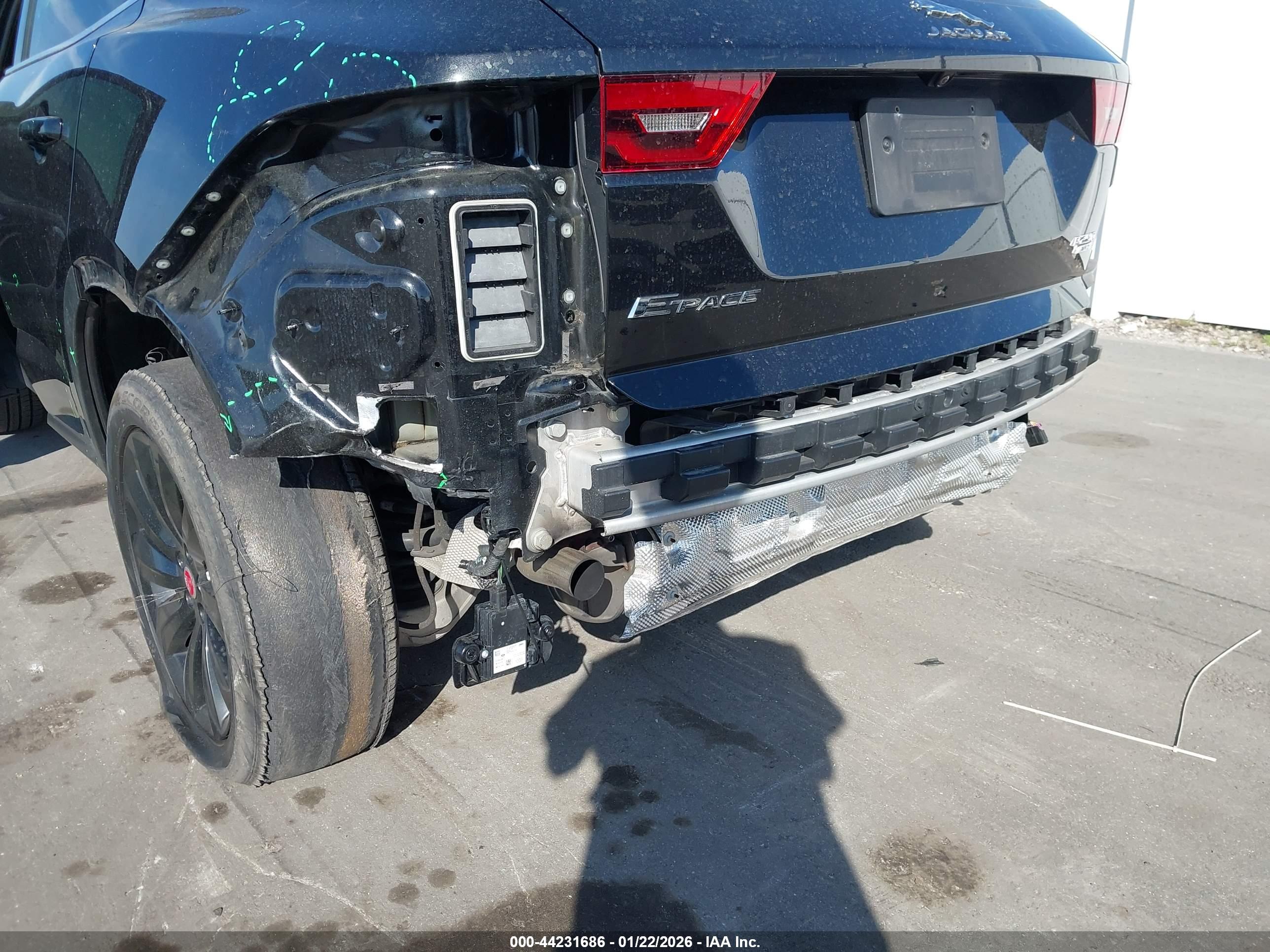 JAGUAR E-PACE image 6