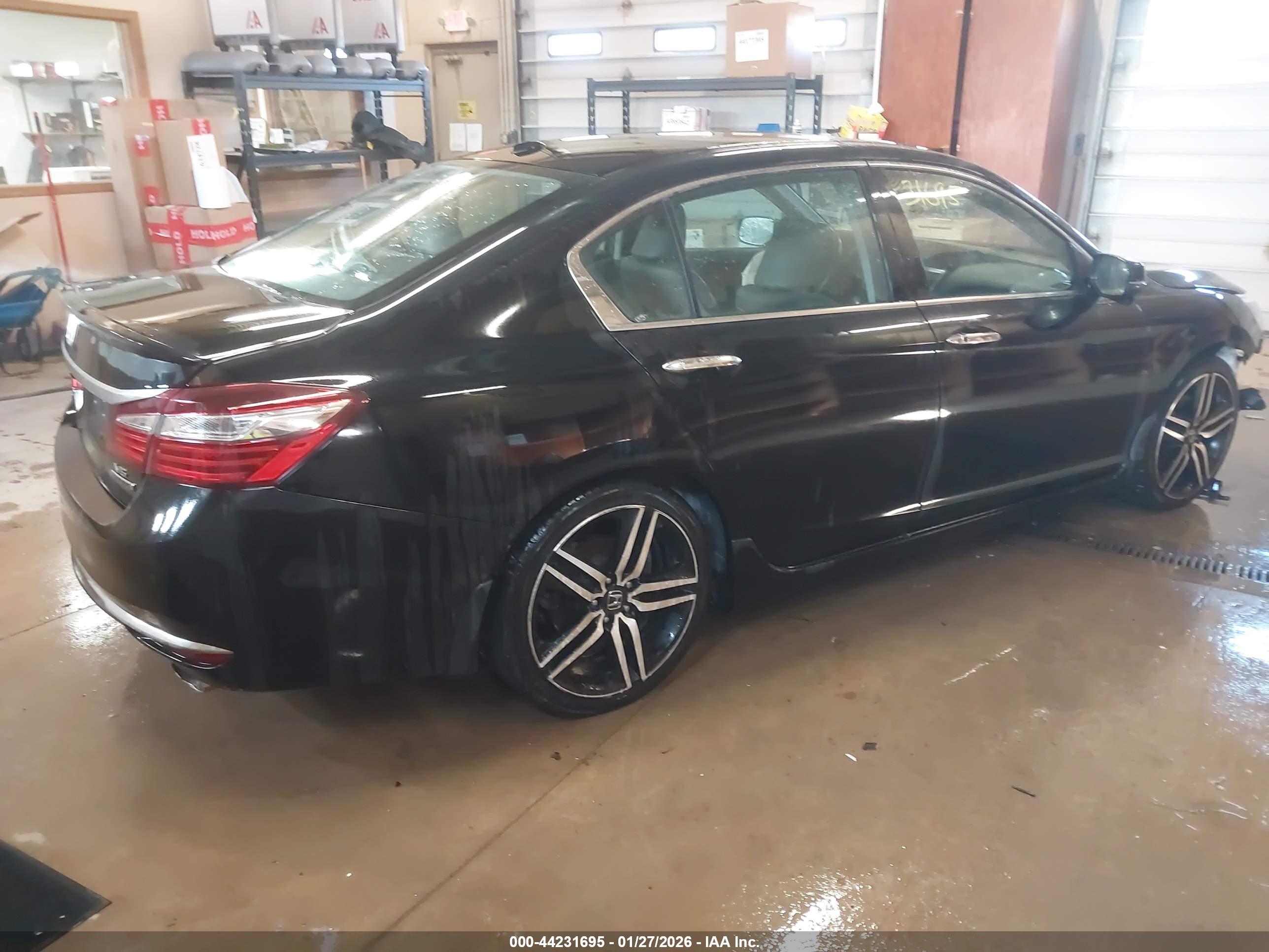 HONDA ACCORD image 4