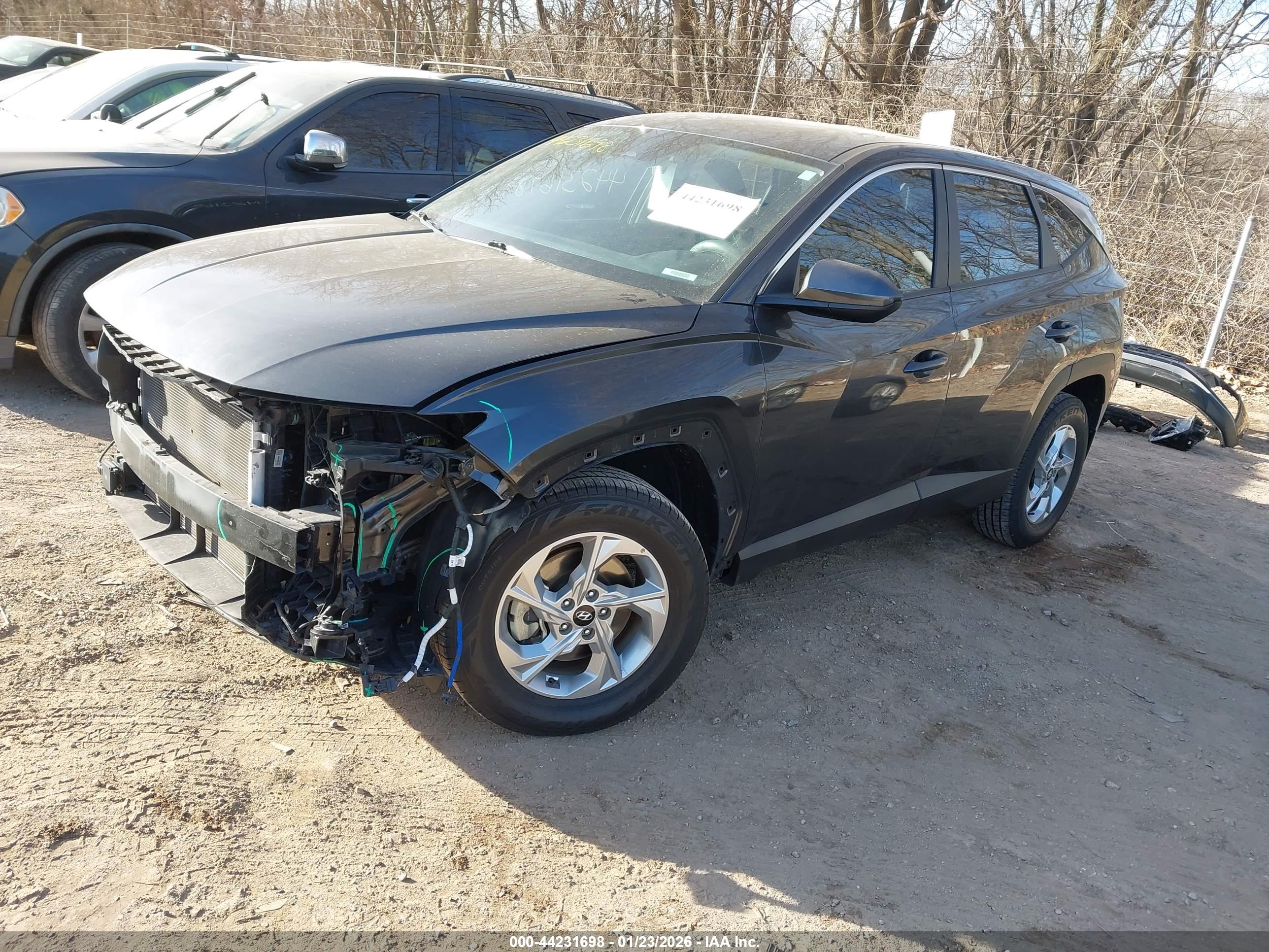HYUNDAI TUCSON image 2