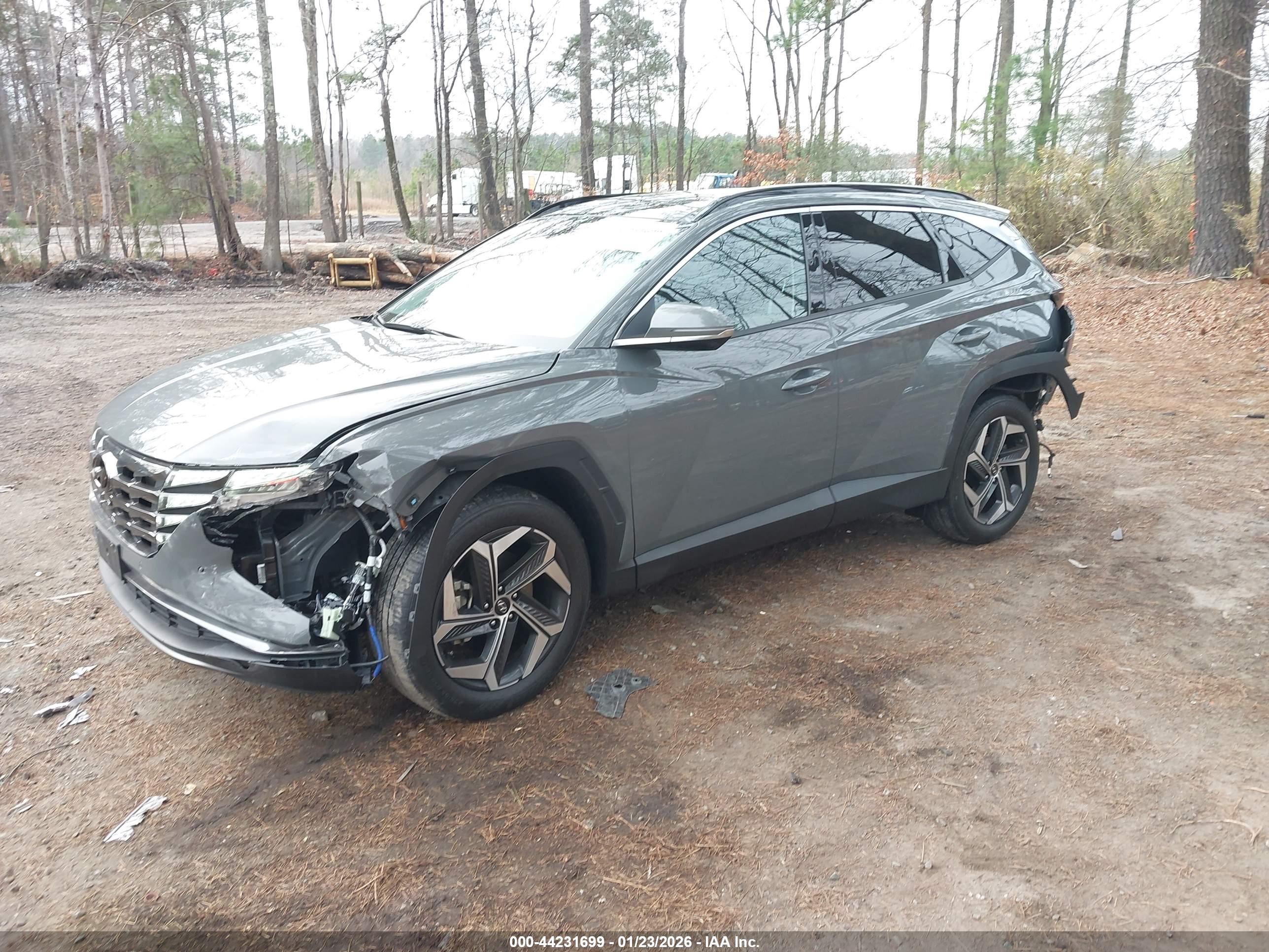 HYUNDAI TUCSON image 2
