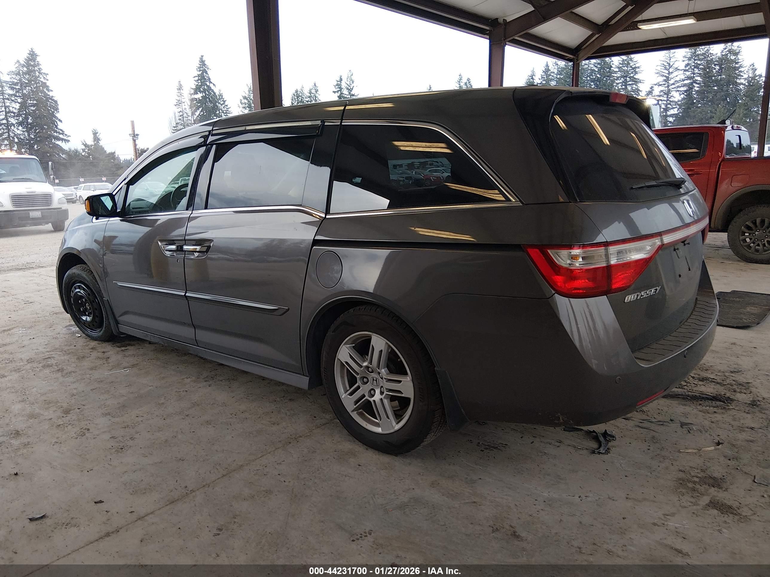 HONDA ODYSSEY image 3