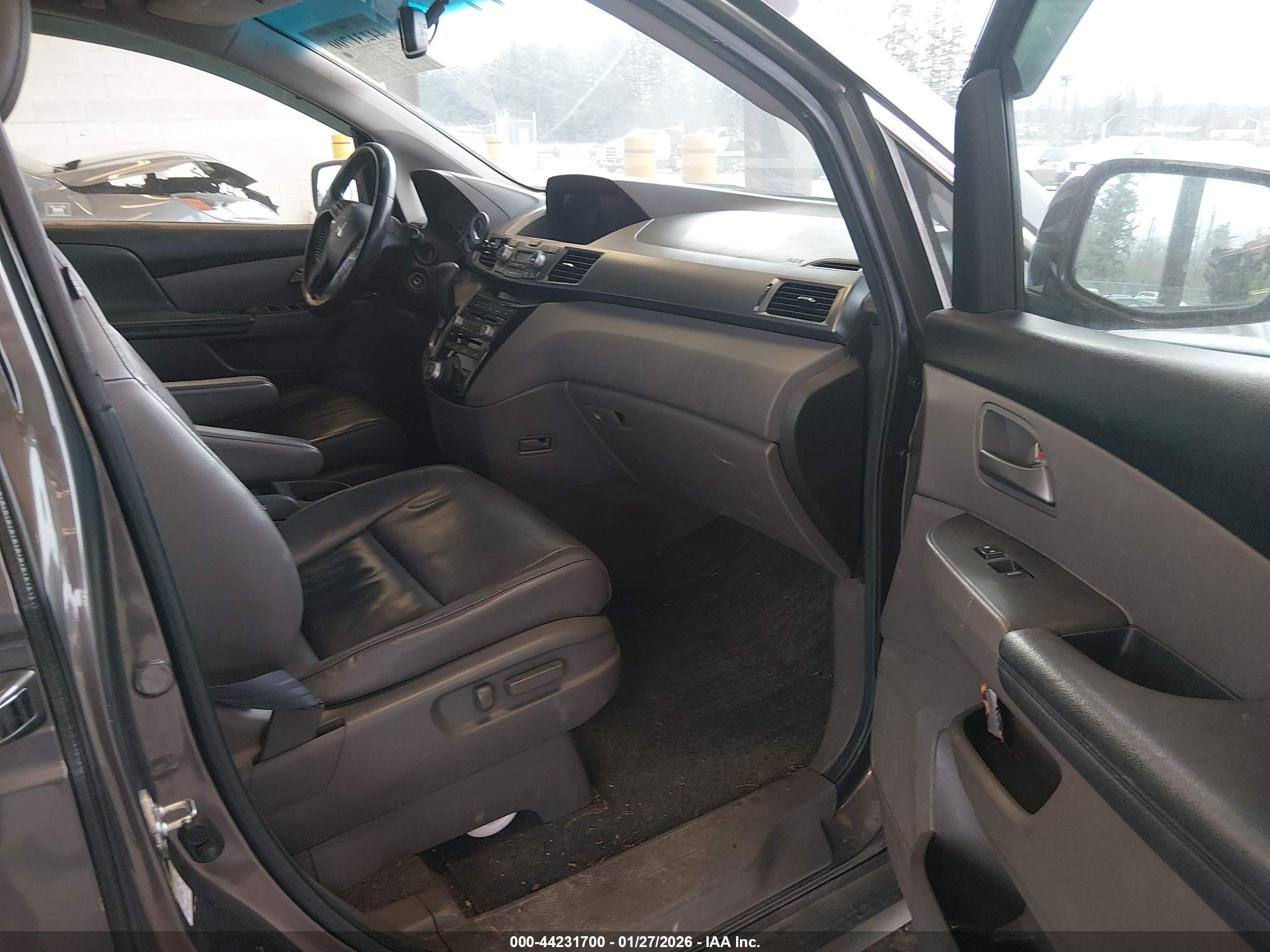 HONDA ODYSSEY image 5