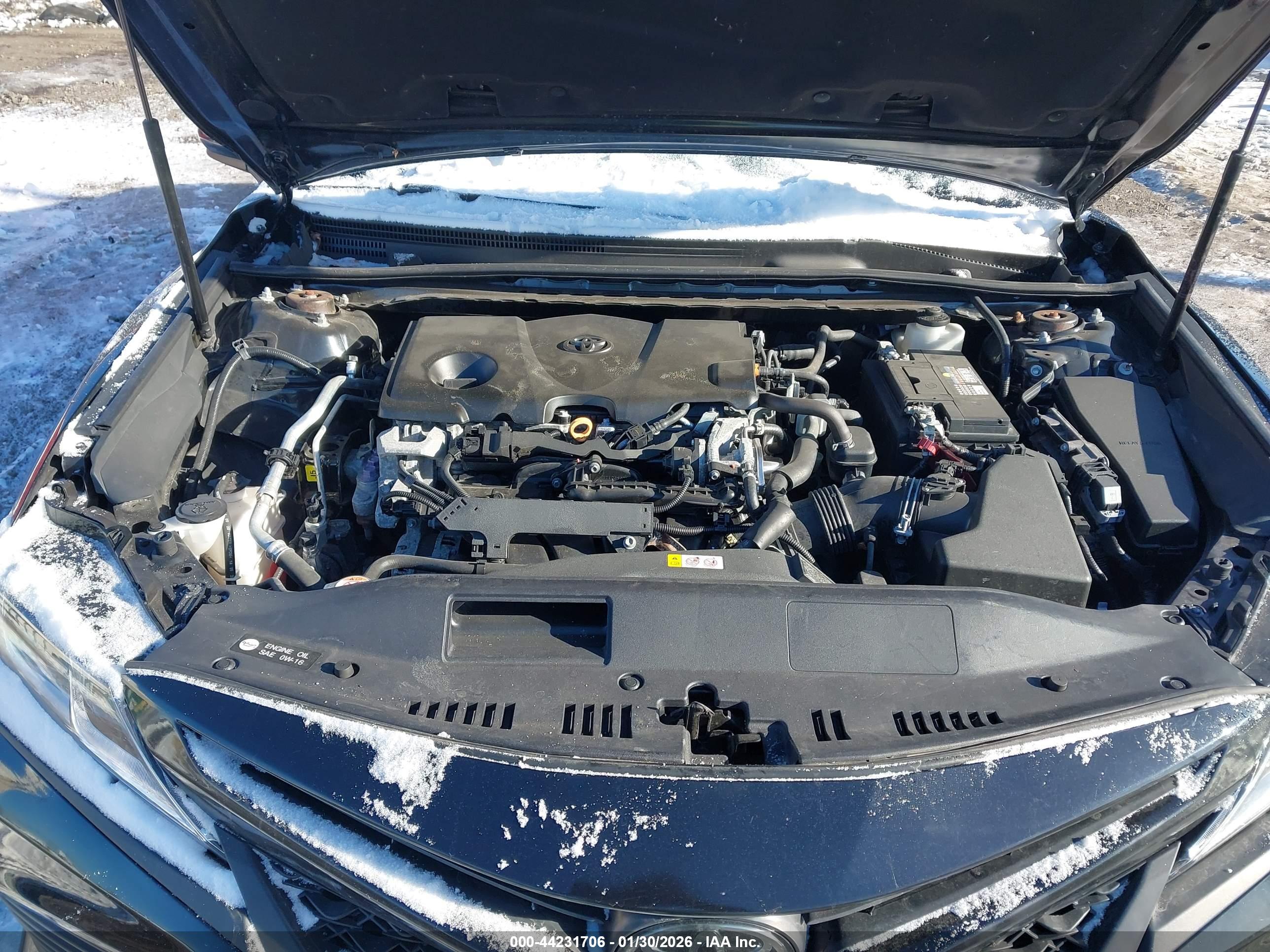 TOYOTA CAMRY image 10