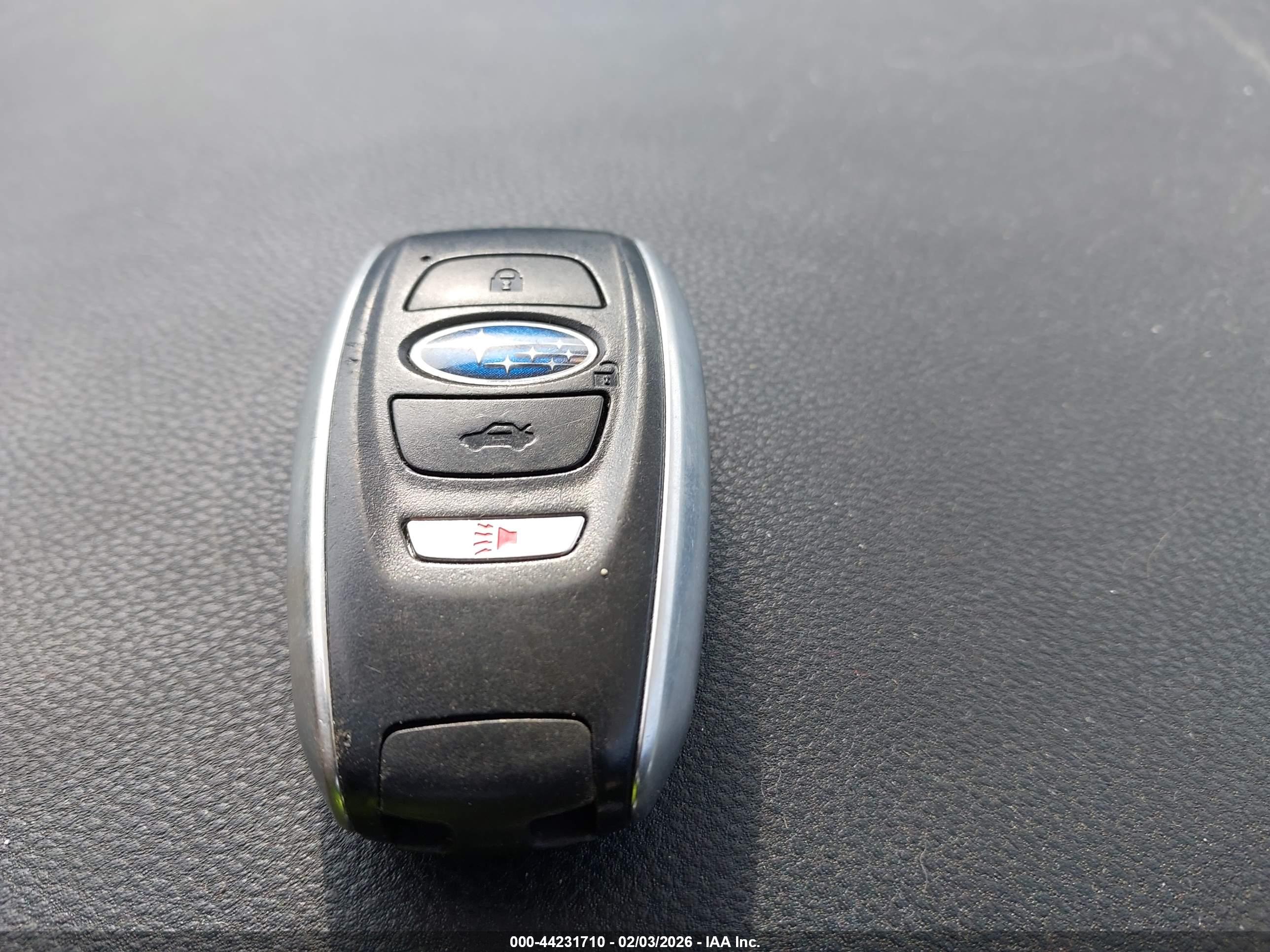 SUBARU OUTBACK image 11