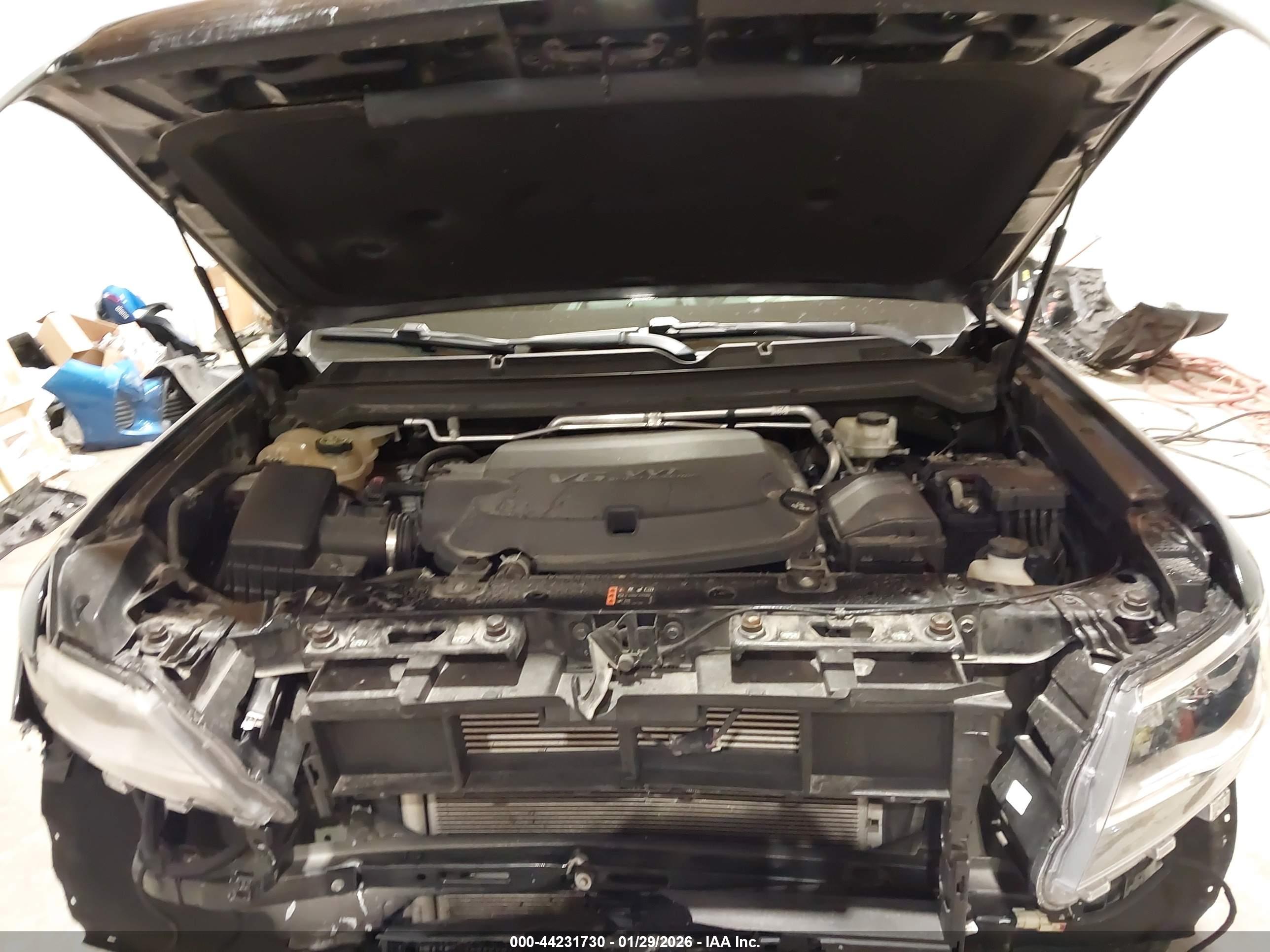 CHEVROLET COLORADO image 10