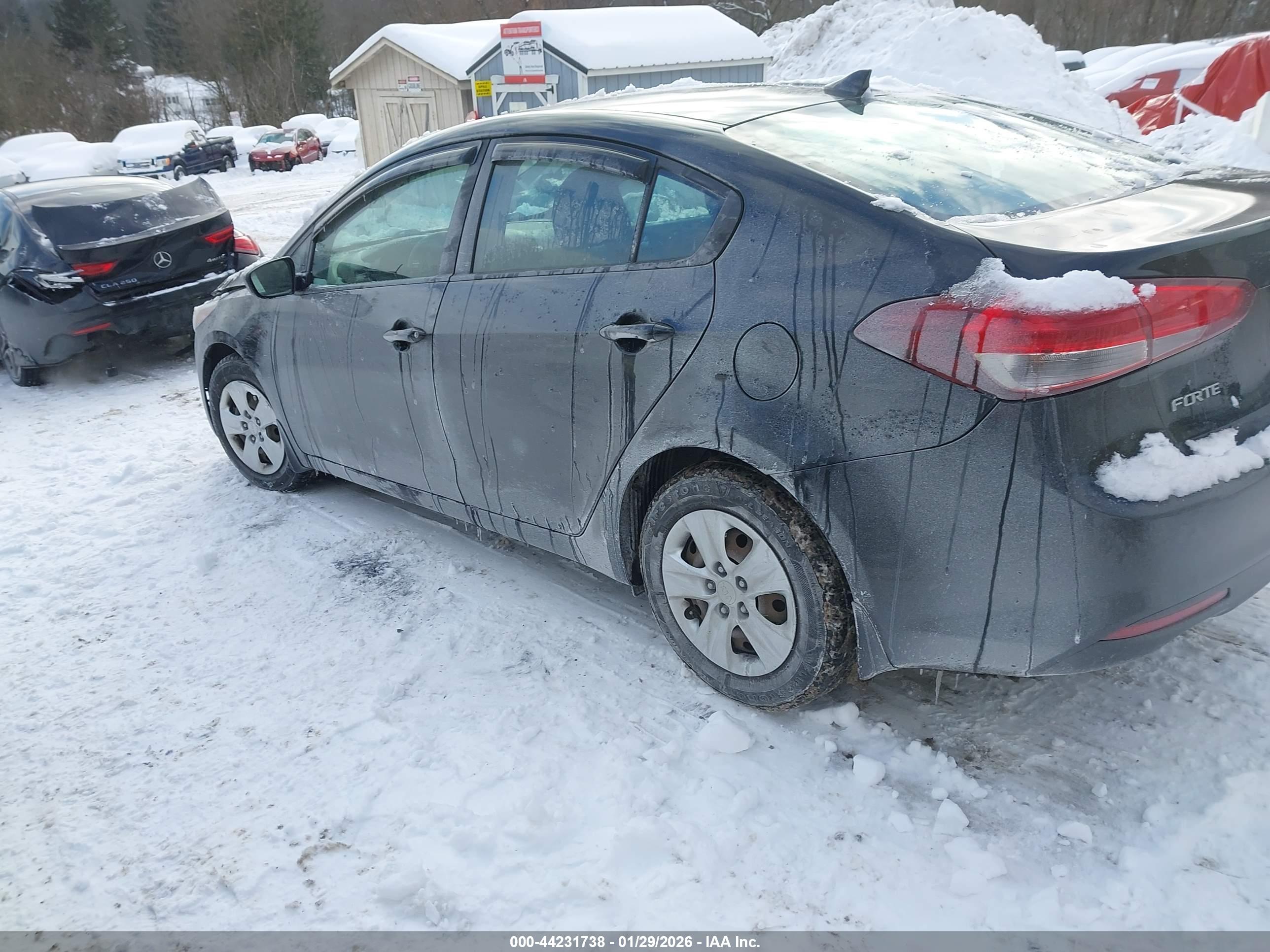 KIA FORTE image 3