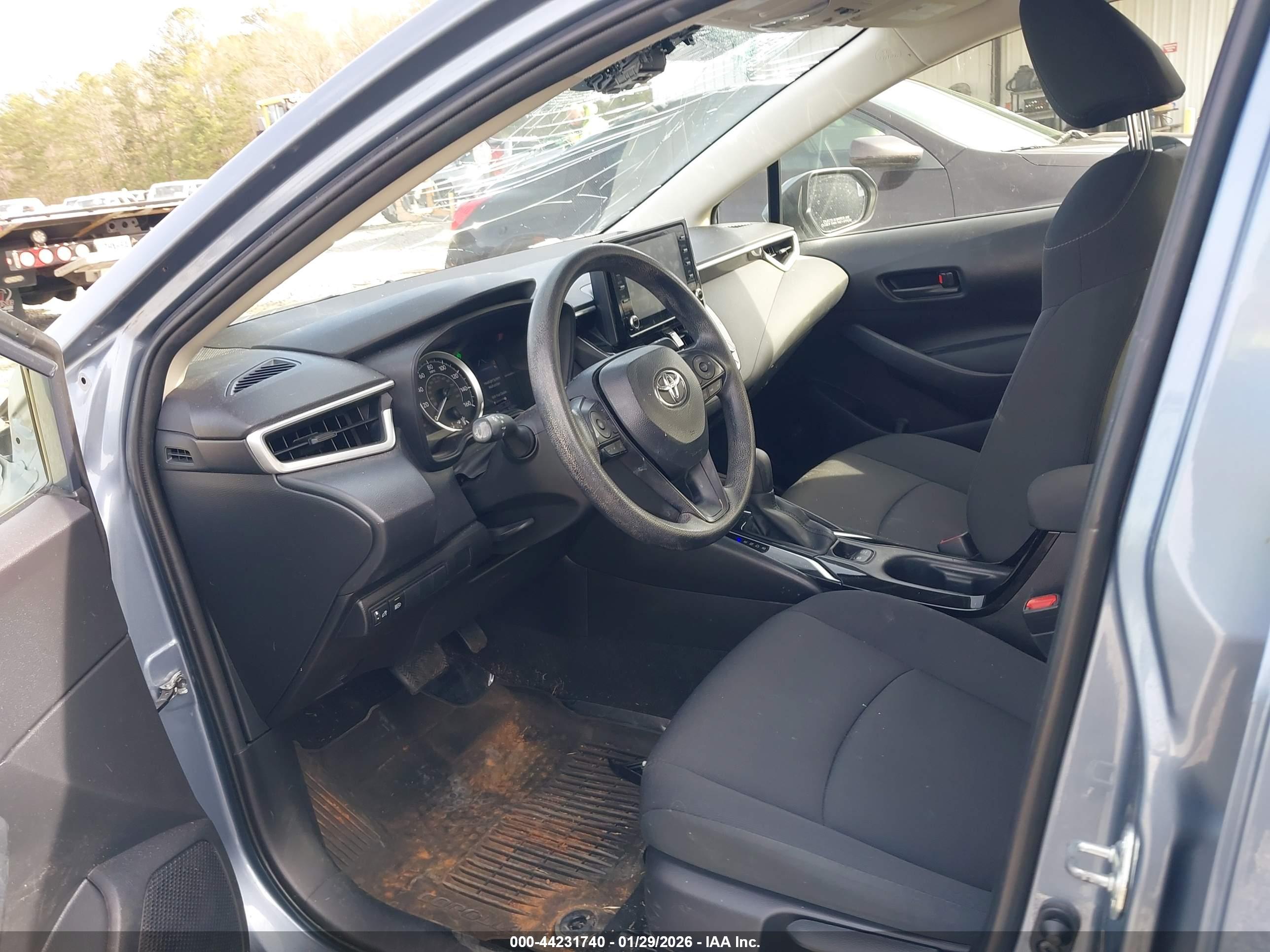 TOYOTA COROLLA image 5