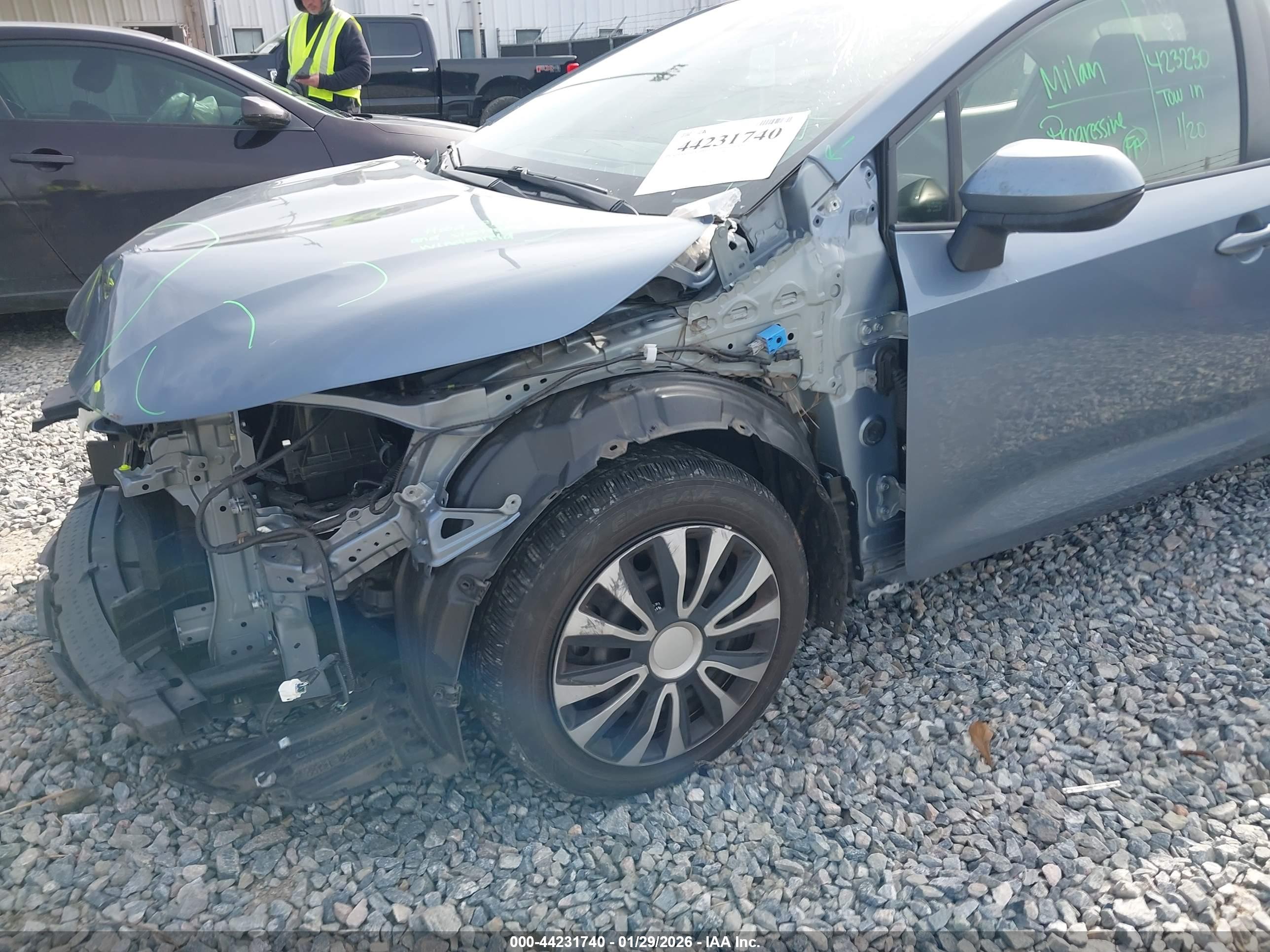 TOYOTA COROLLA image 6