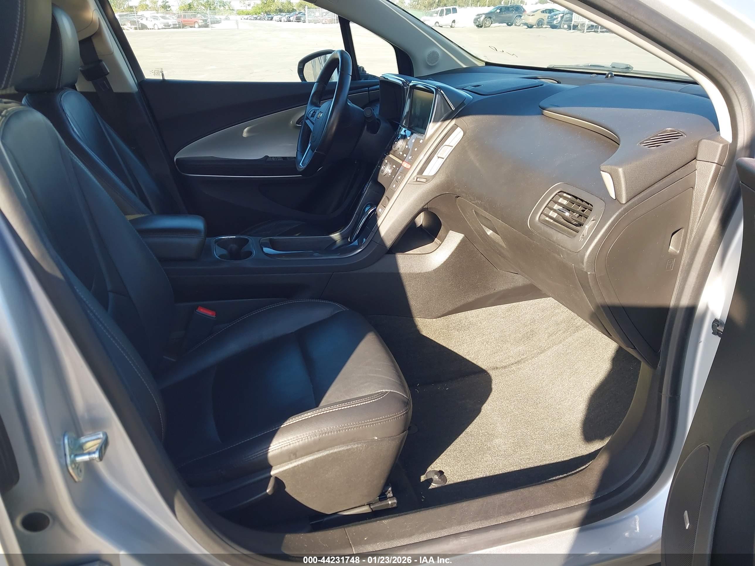 CHEVROLET VOLT image 5