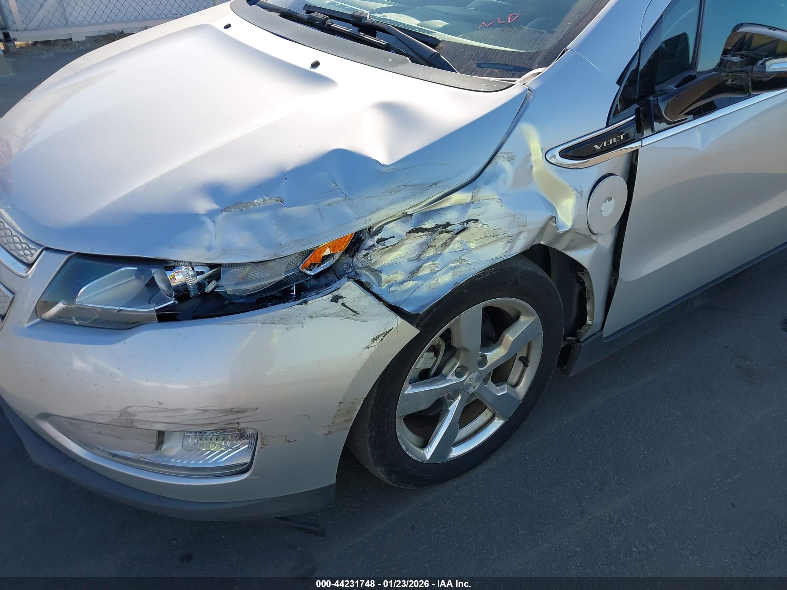 CHEVROLET VOLT image 6