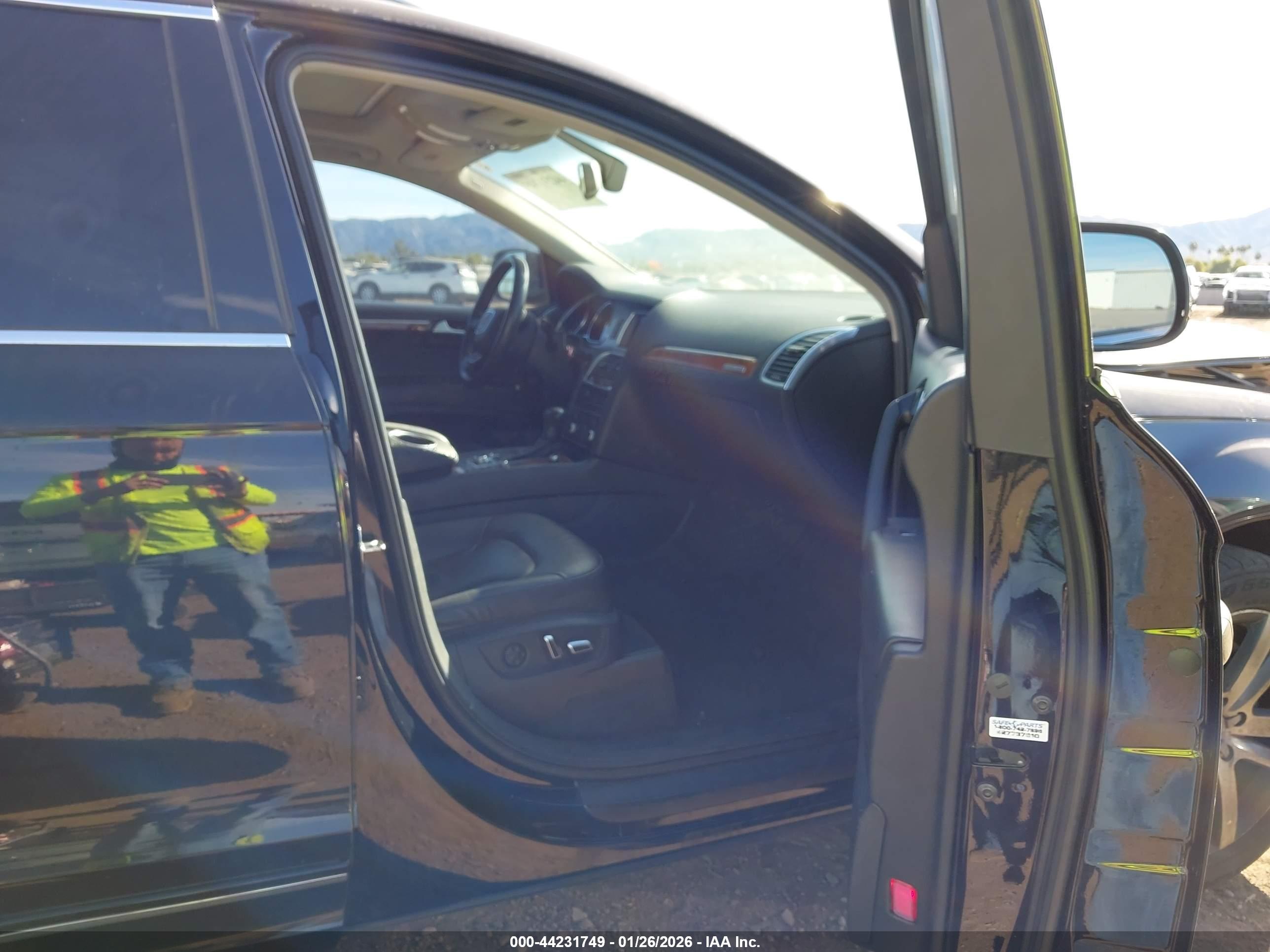 AUDI Q7 image 5