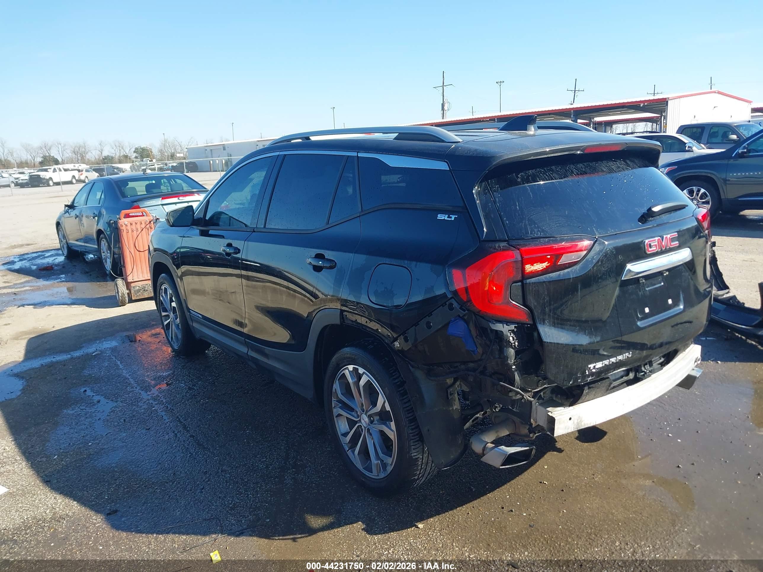 GMC TERRAIN image 3