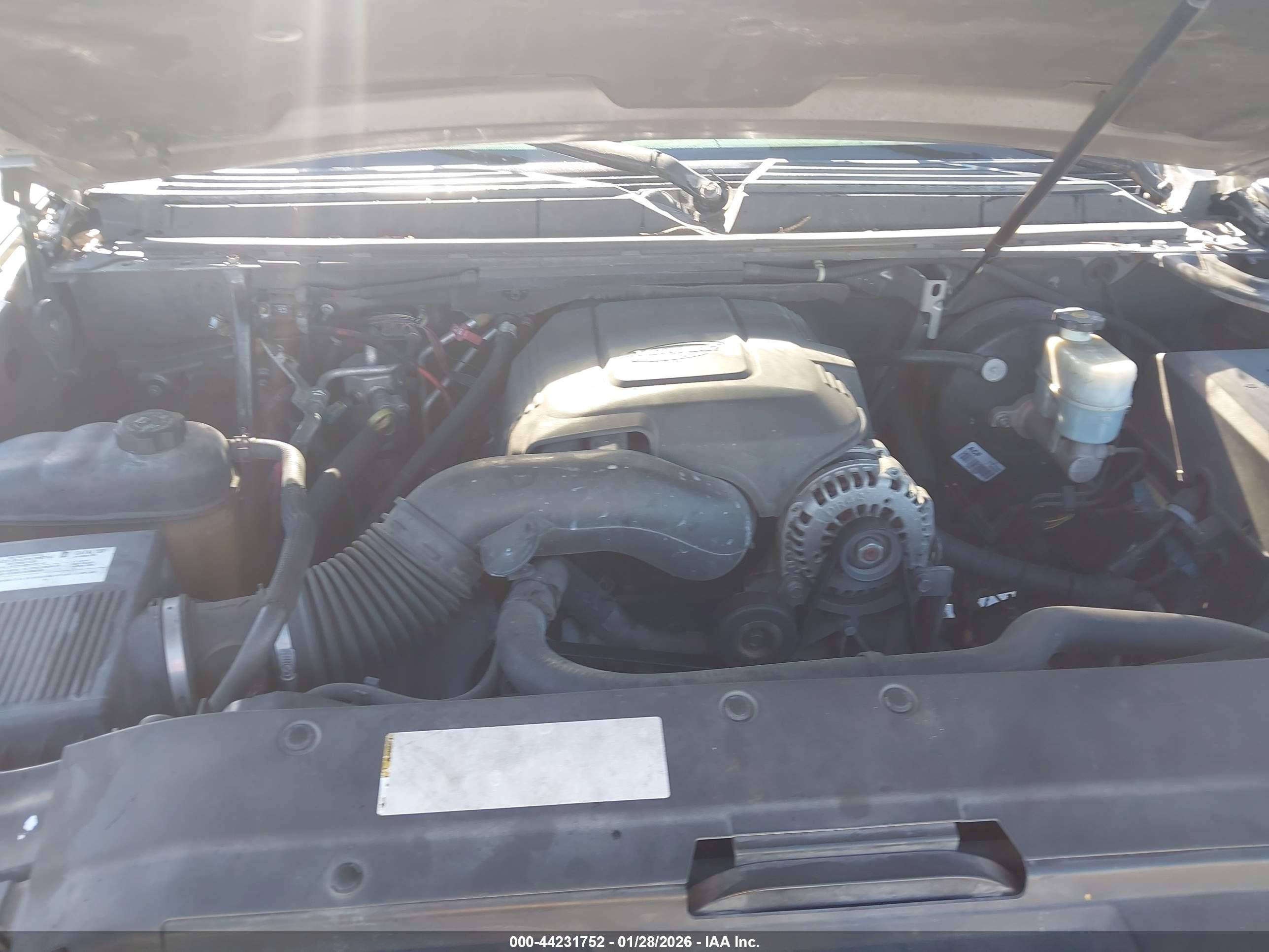GMC YUKON image 10
