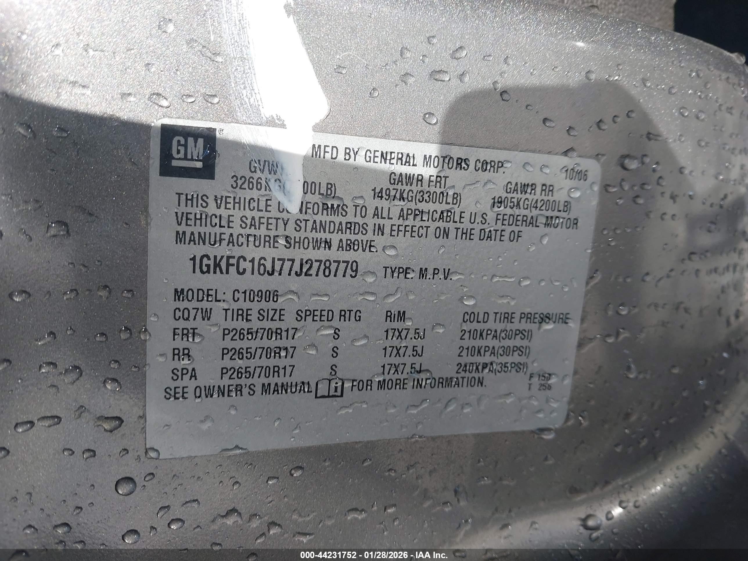 GMC YUKON image 9