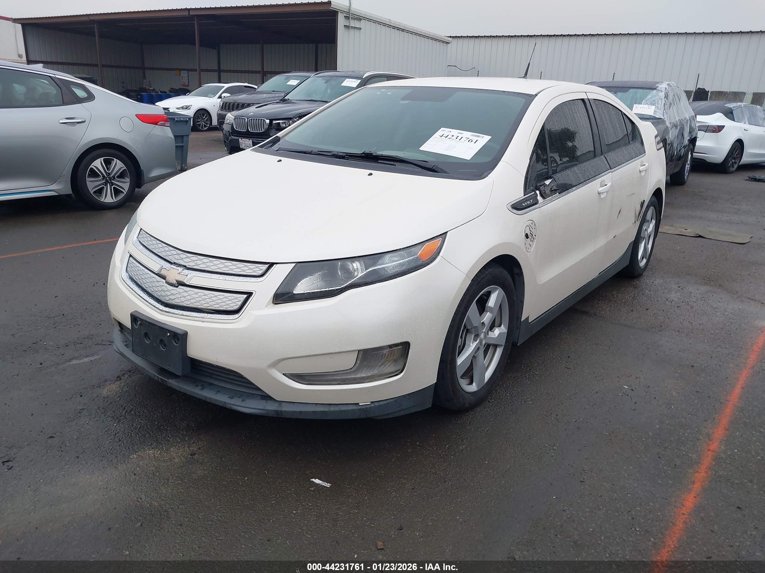 CHEVROLET VOLT image 2