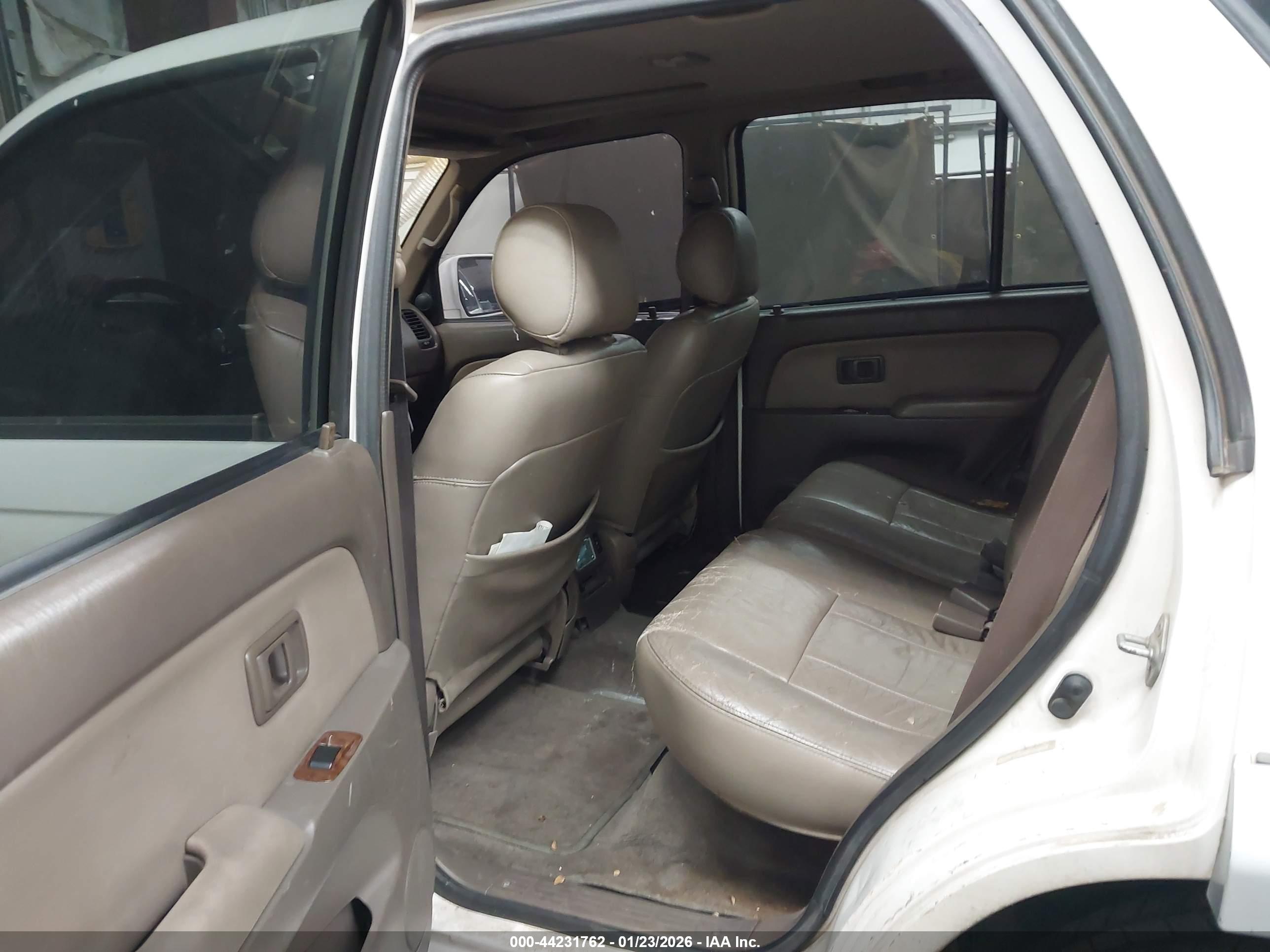 TOYOTA 4RUNNER image 8